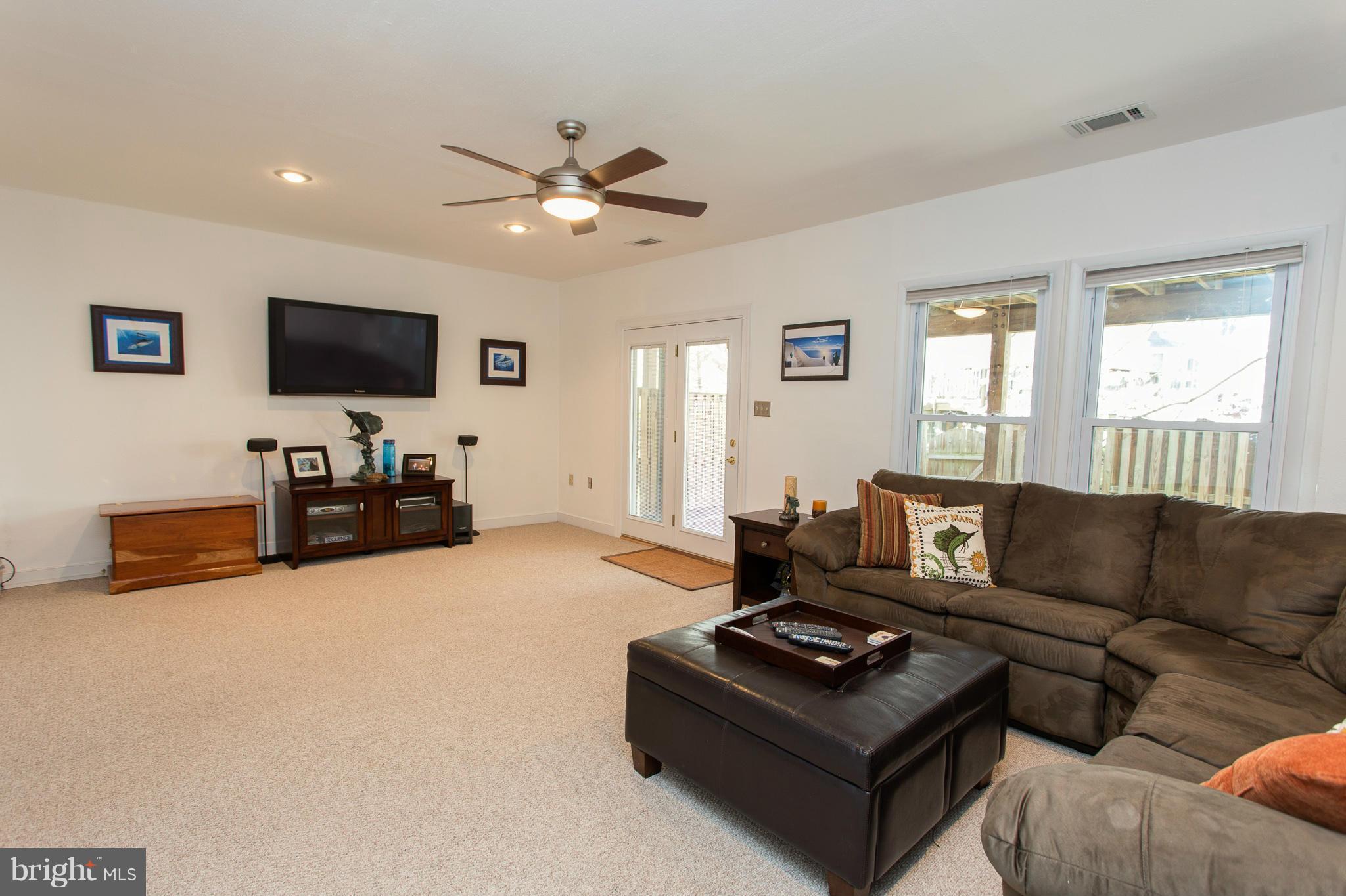 LIFESTYLE AT SULLY STATION - Residential