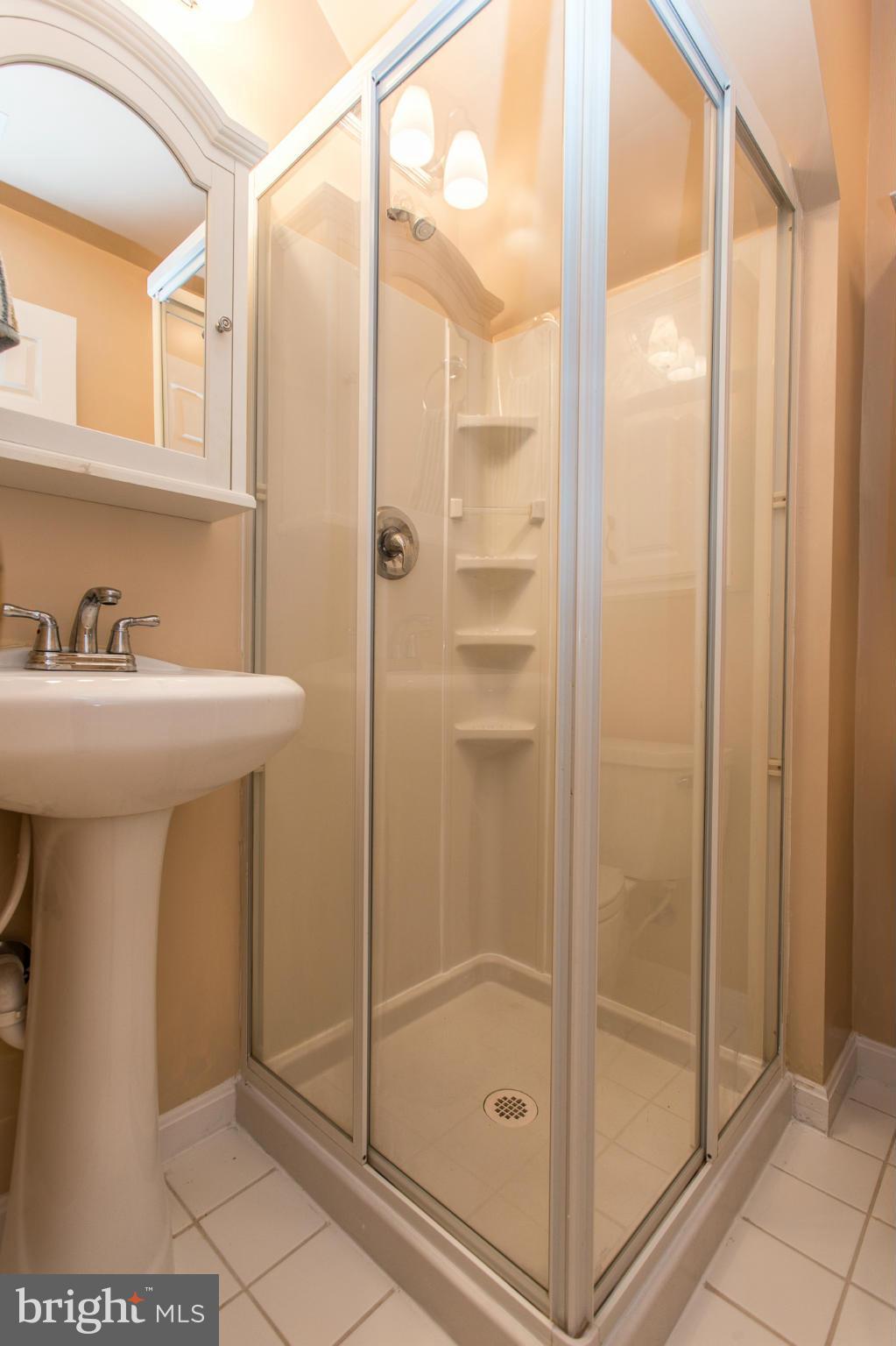 LIFESTYLE AT SULLY STATION - Residential