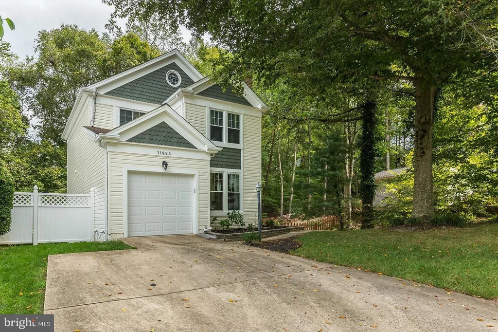 11983 Holly View Drive, Woodbridge, VA 22192