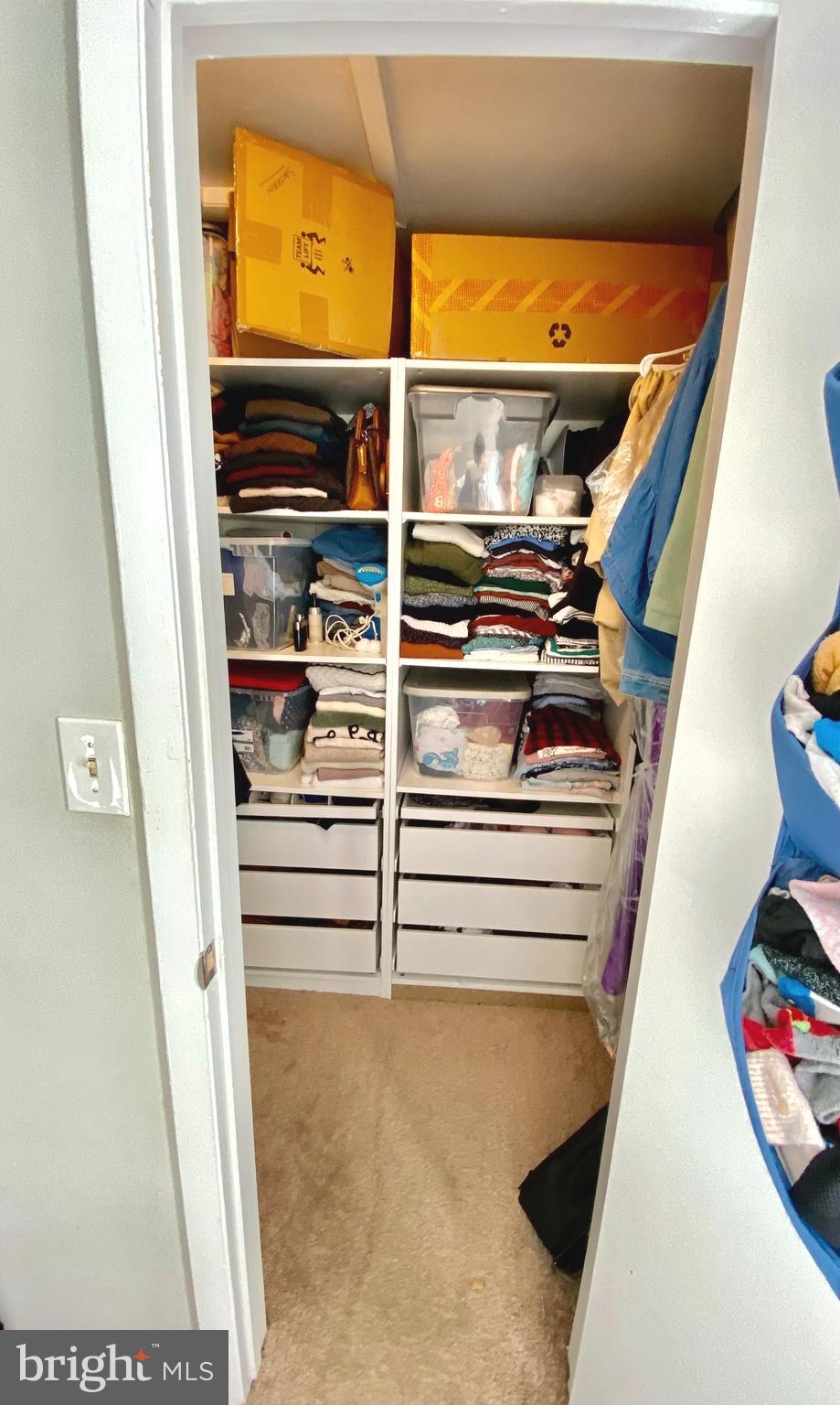 GREENFIELDS - Residential