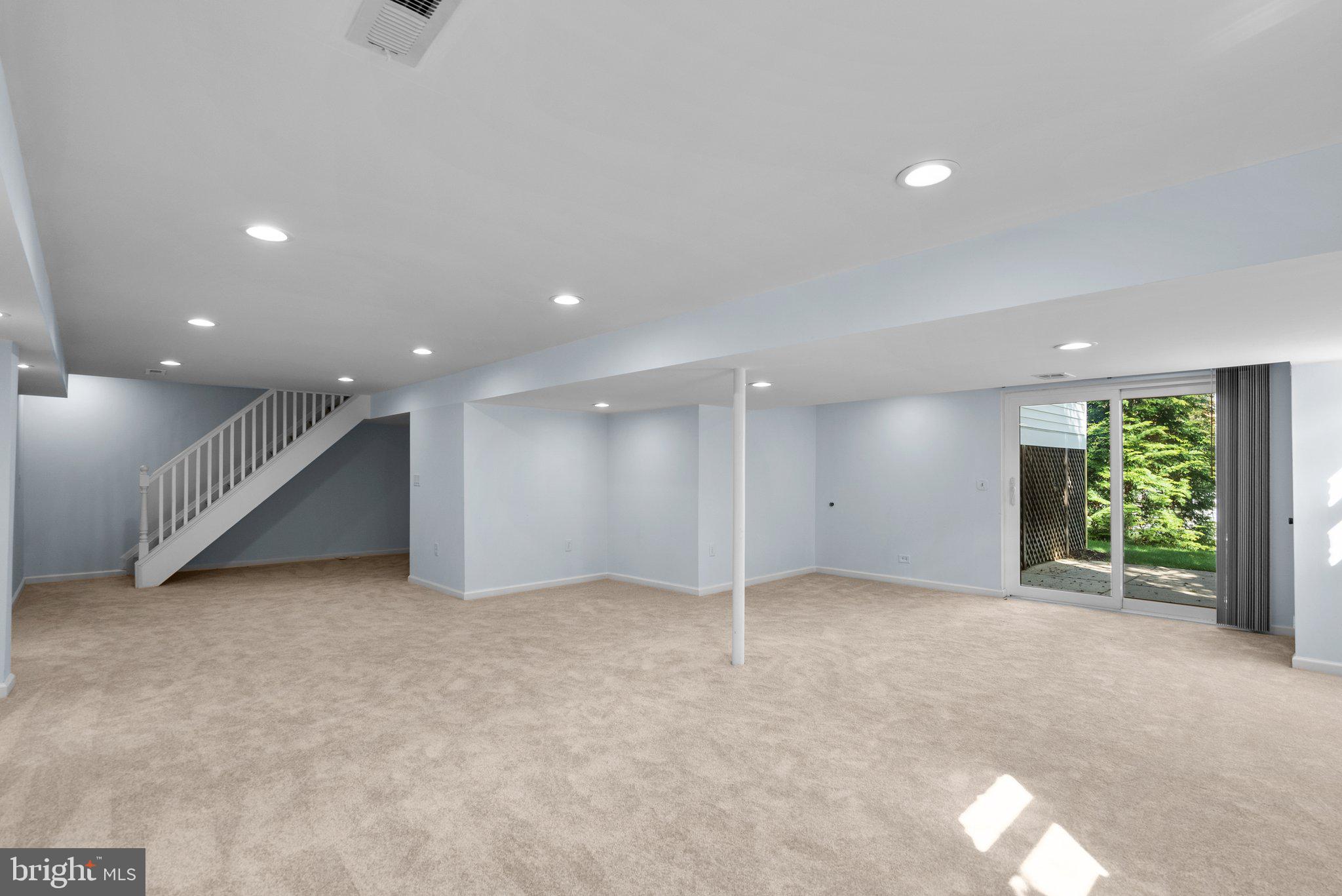 FOX HILLS OF POTOMAC - Residential Lease