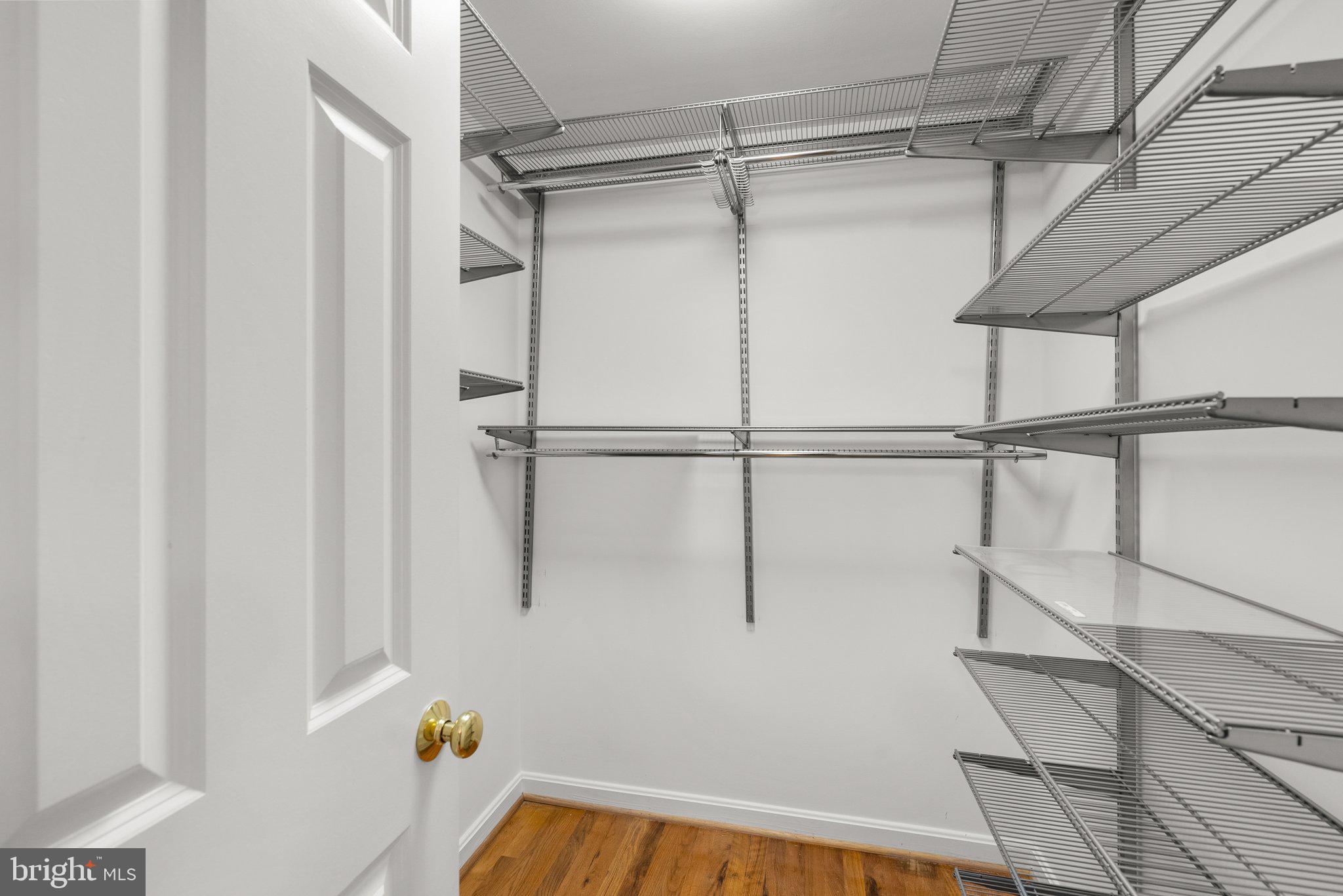 FOX HILLS OF POTOMAC - Residential Lease