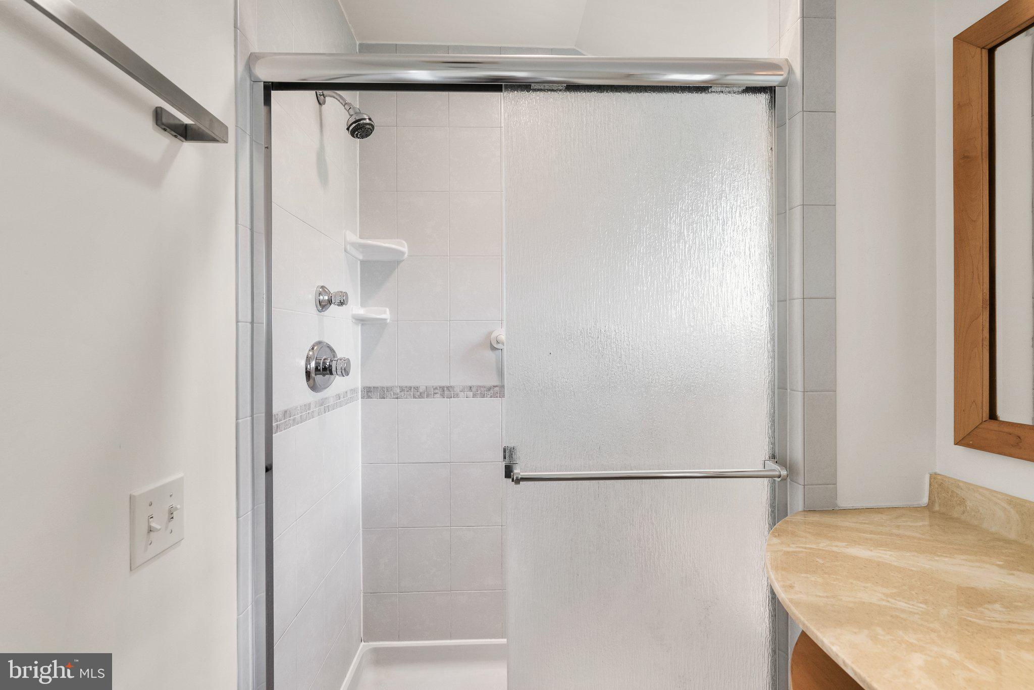 FOX HILLS OF POTOMAC - Residential Lease