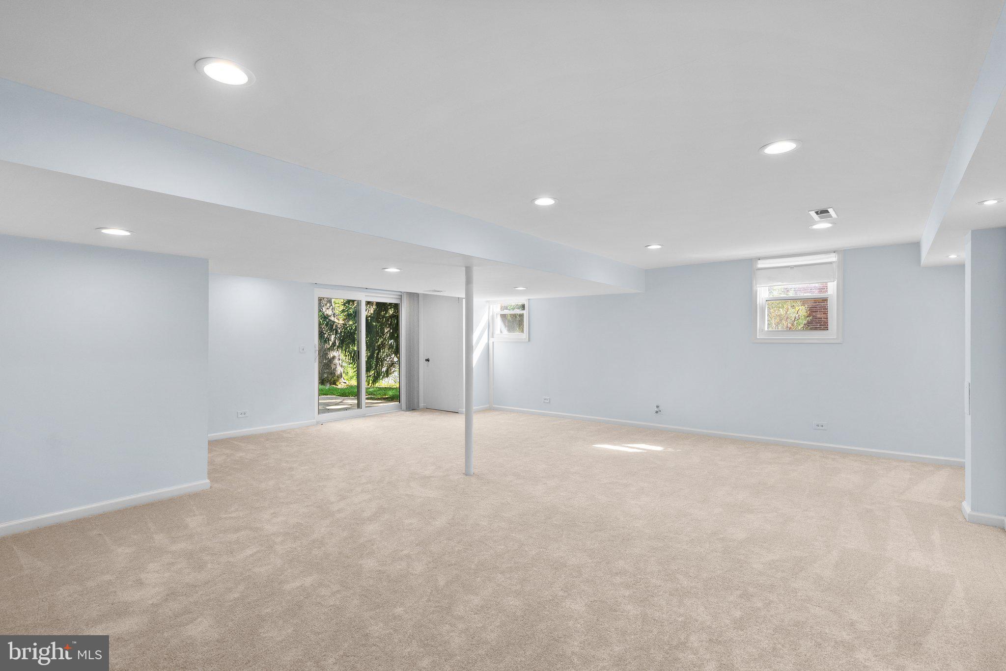 FOX HILLS OF POTOMAC - Residential Lease