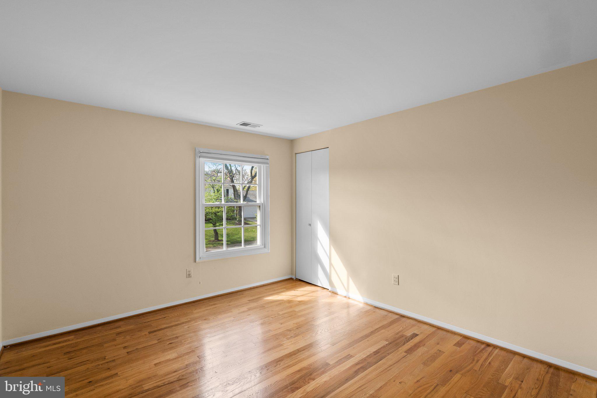 FOX HILLS OF POTOMAC - Residential Lease