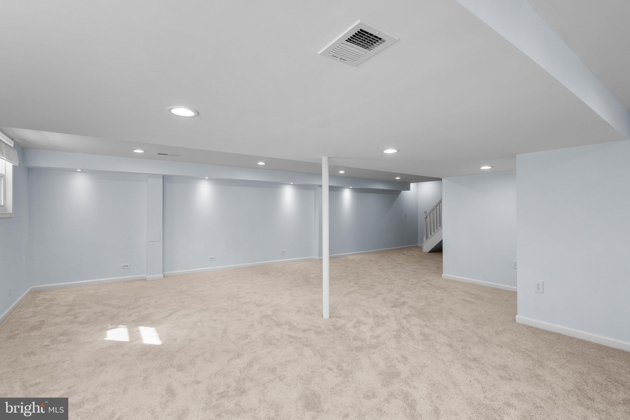 FOX HILLS OF POTOMAC - Residential Lease