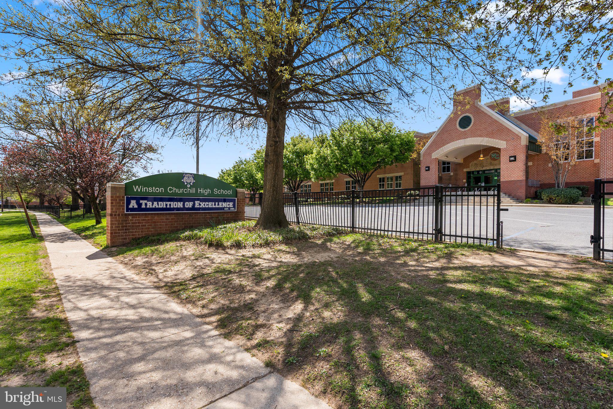 FOX HILLS OF POTOMAC - Residential Lease