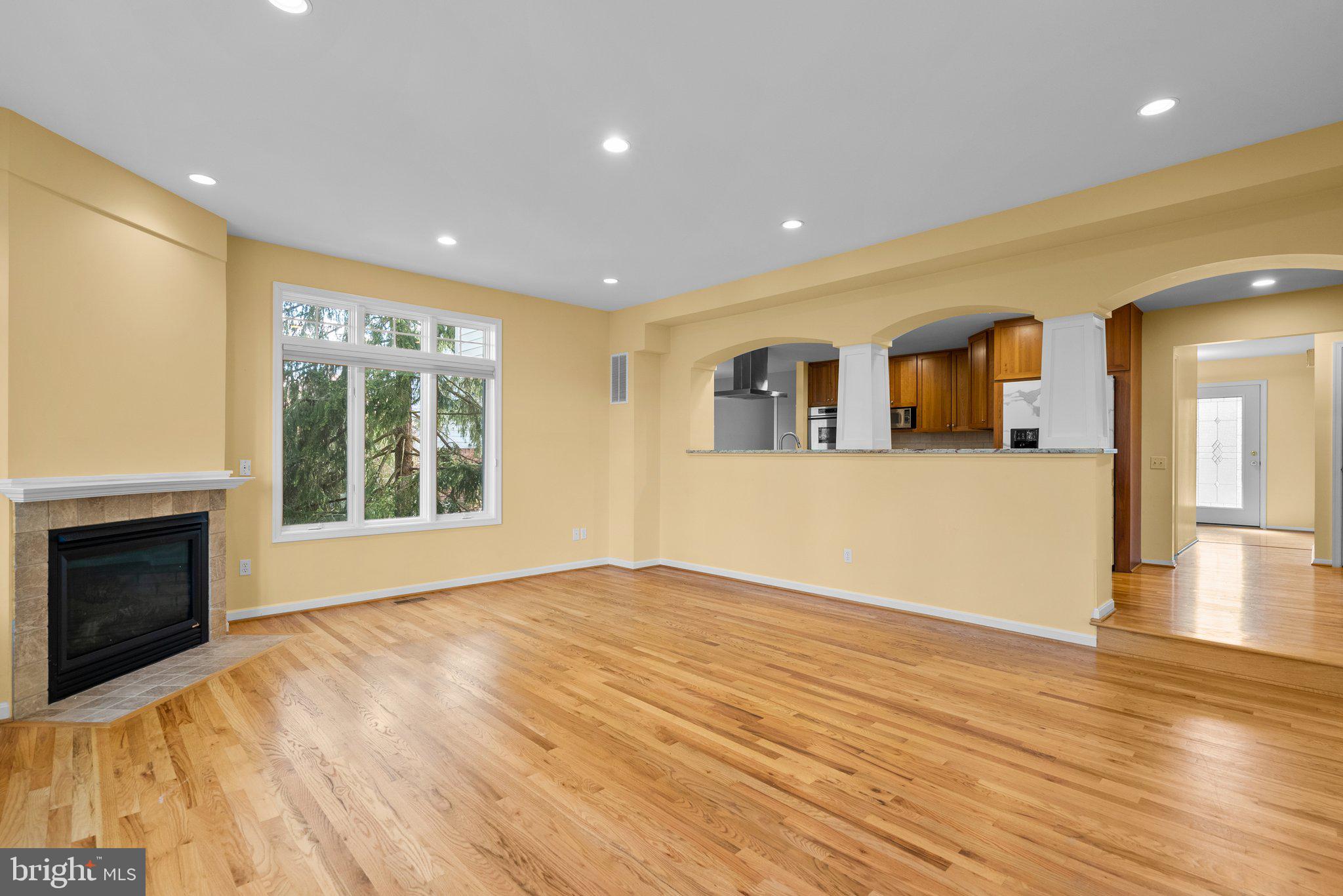 FOX HILLS OF POTOMAC - Residential Lease