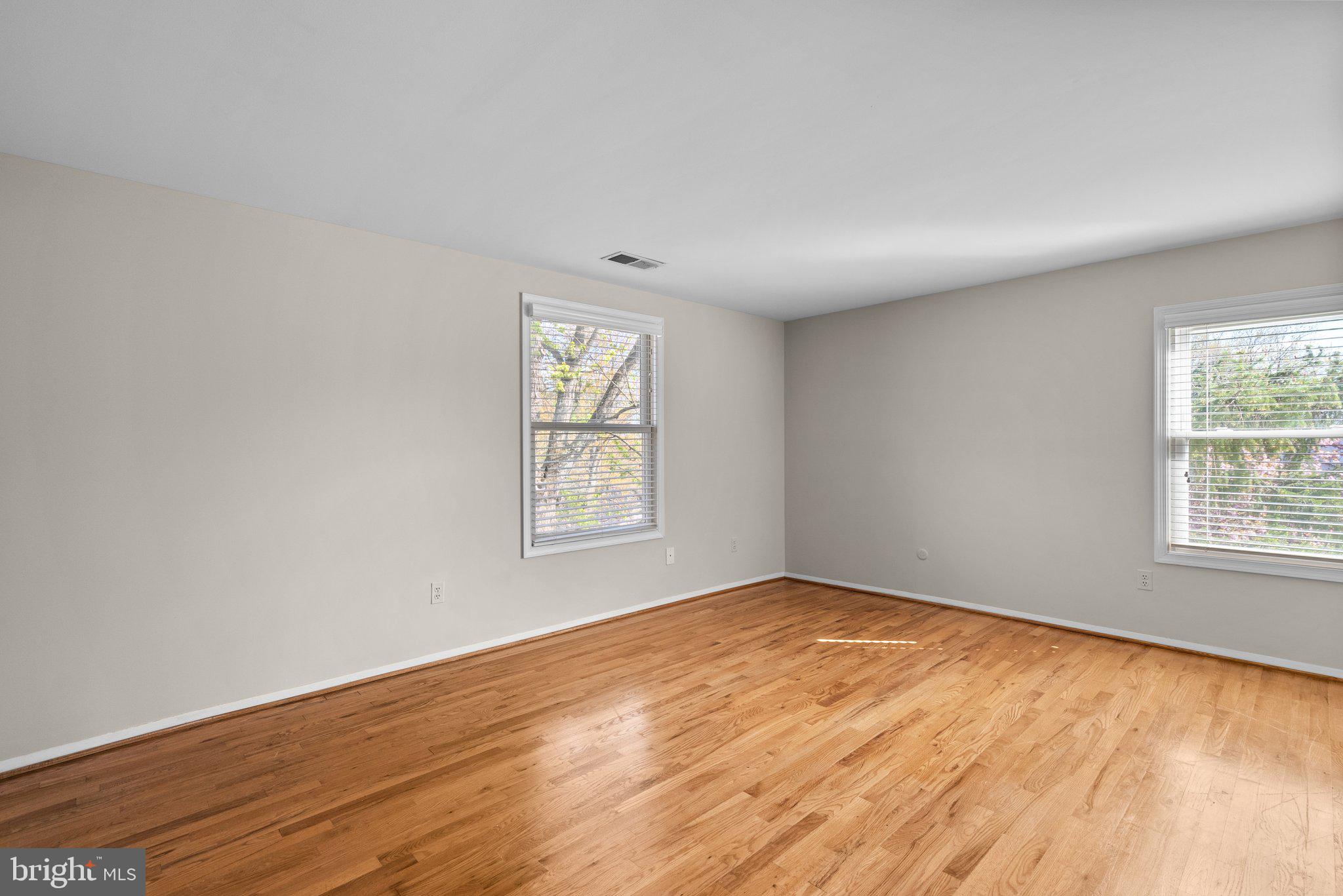 FOX HILLS OF POTOMAC - Residential Lease