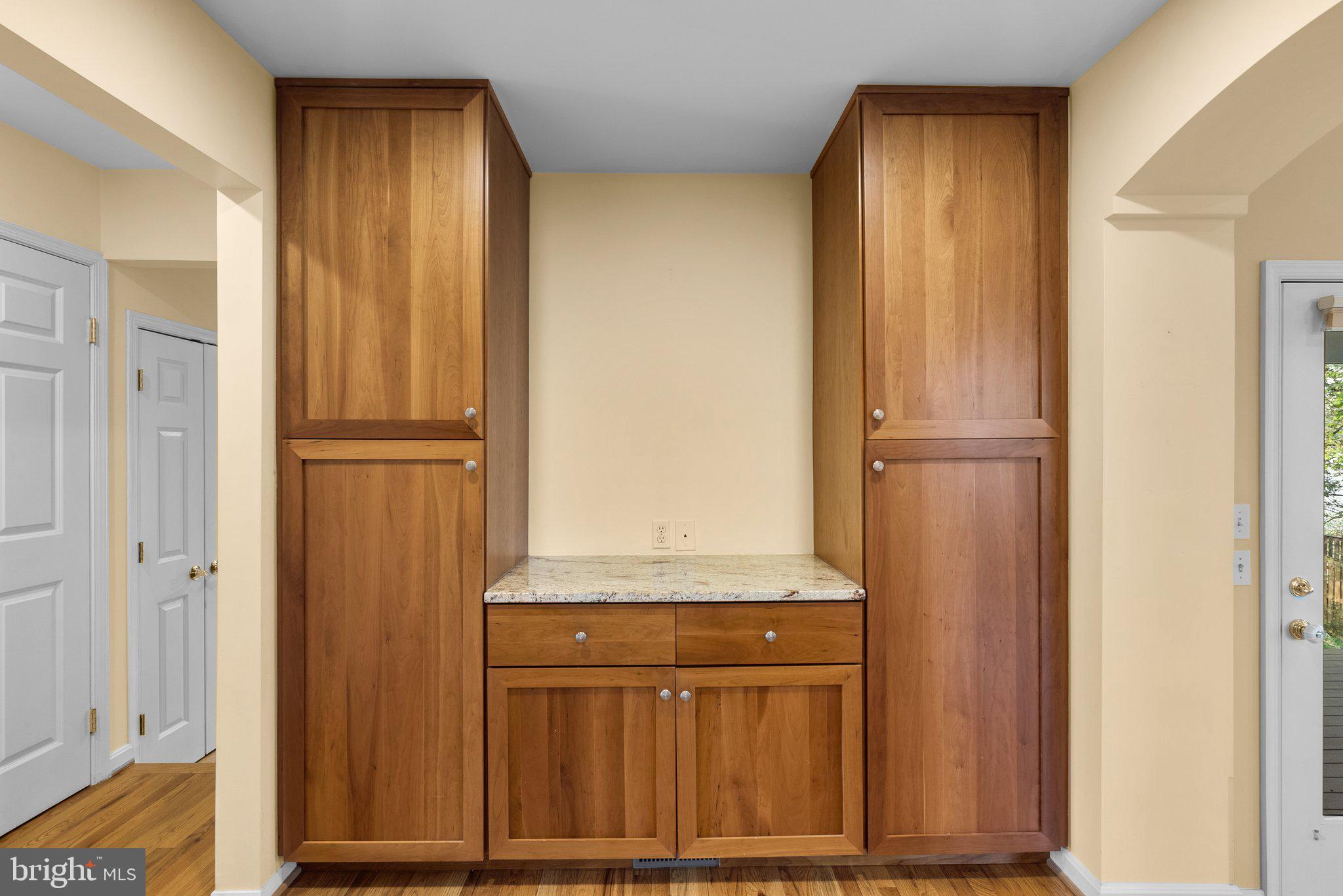 FOX HILLS OF POTOMAC - Residential Lease