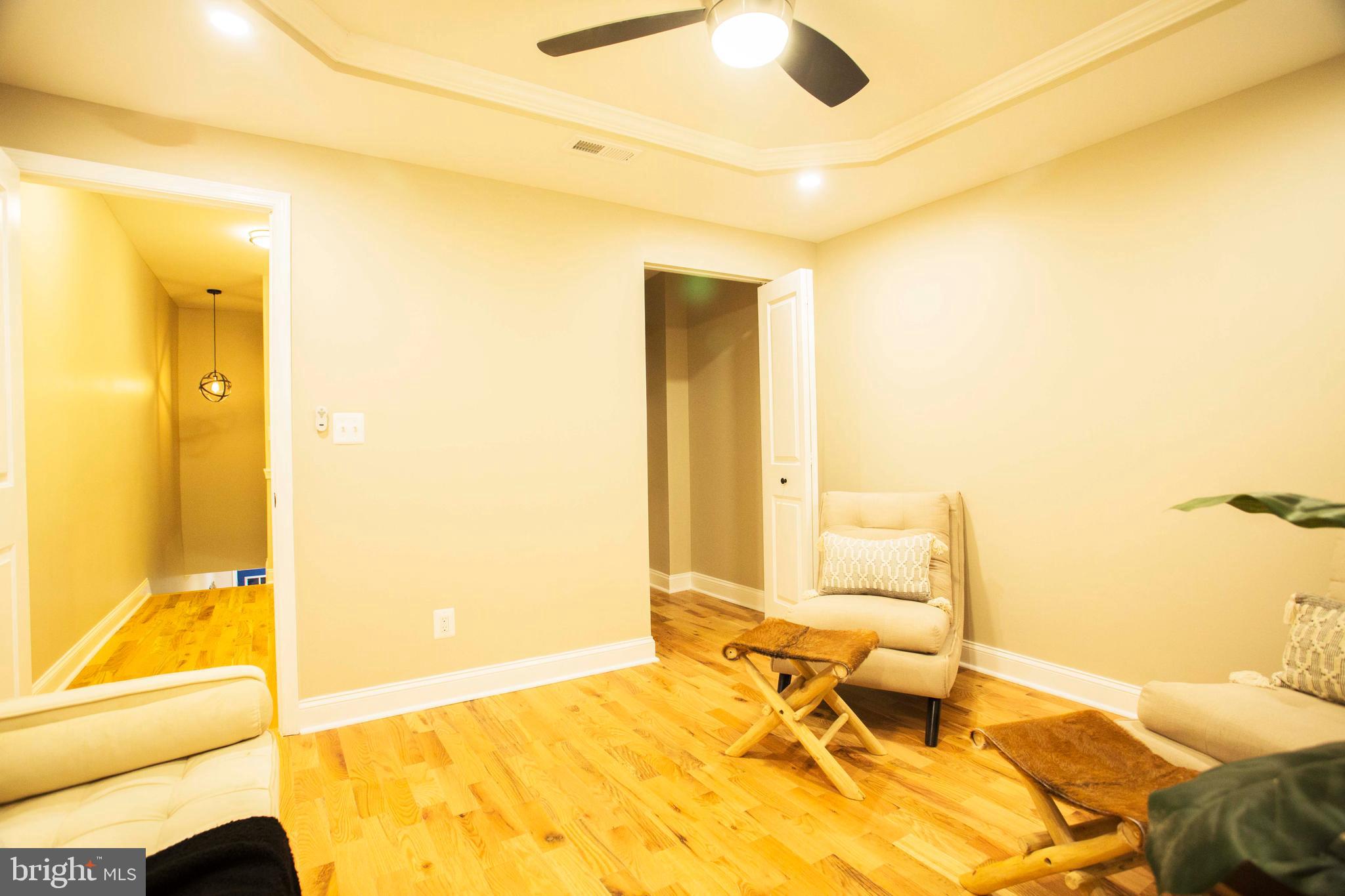 EAST BALTIMORE MIDWAY - Residential