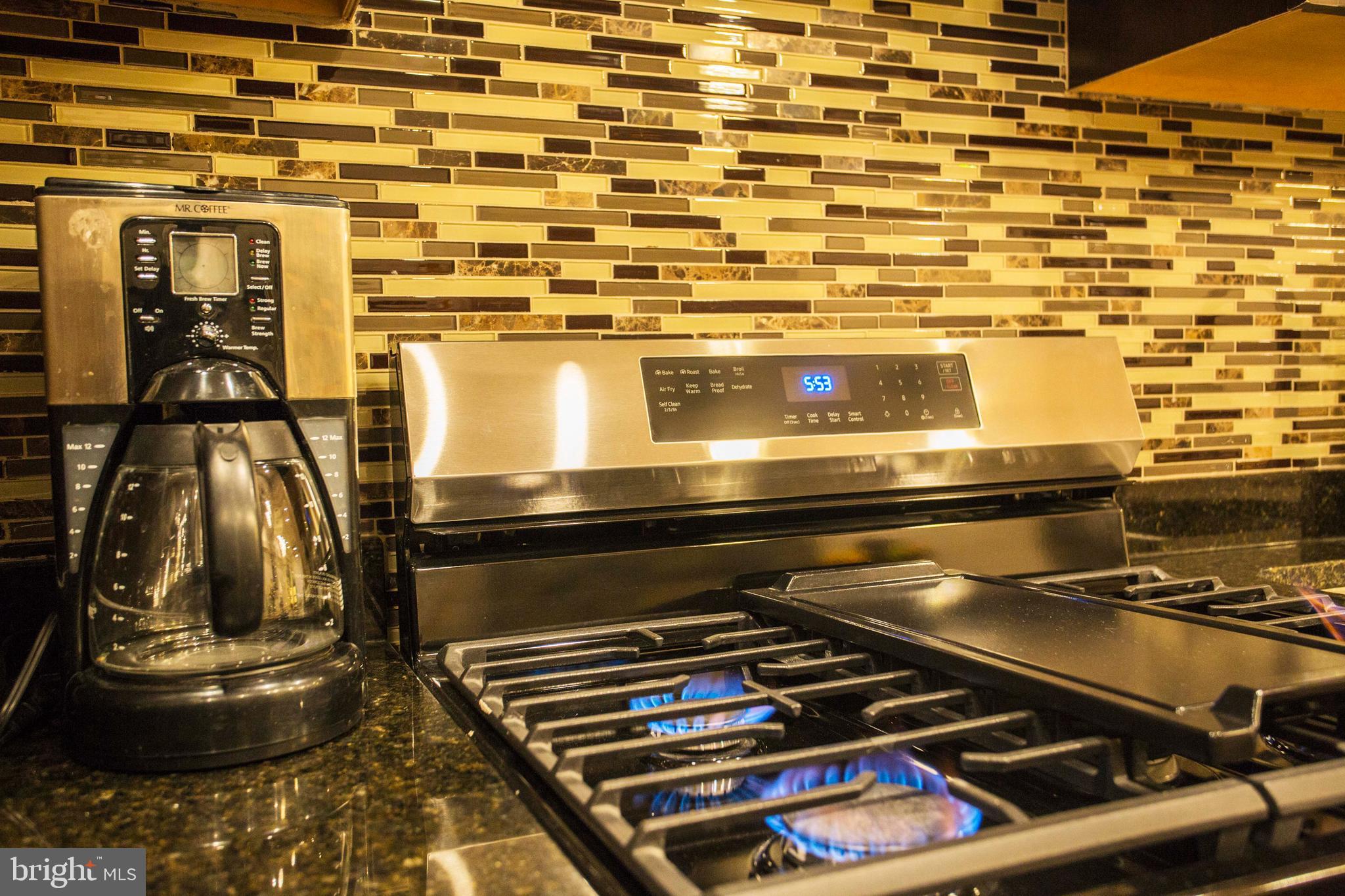 EAST BALTIMORE MIDWAY - Residential