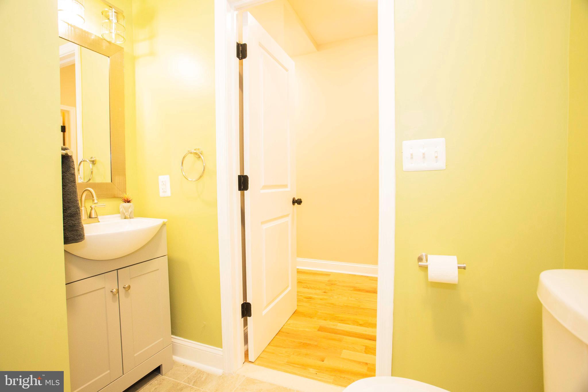 EAST BALTIMORE MIDWAY - Residential