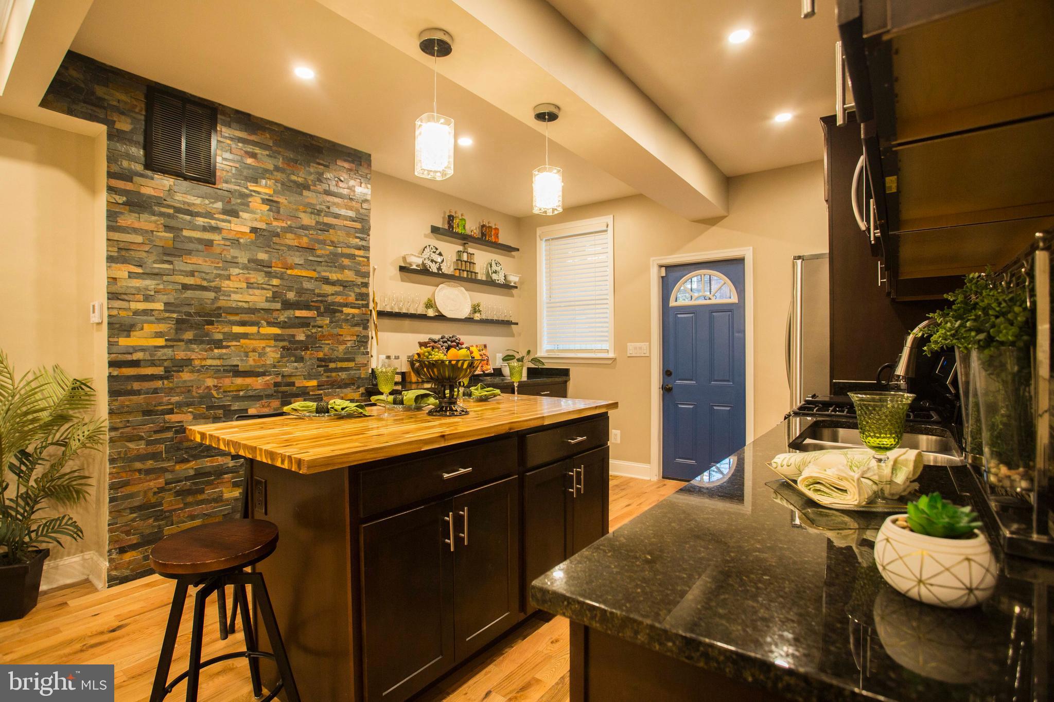 EAST BALTIMORE MIDWAY - Residential