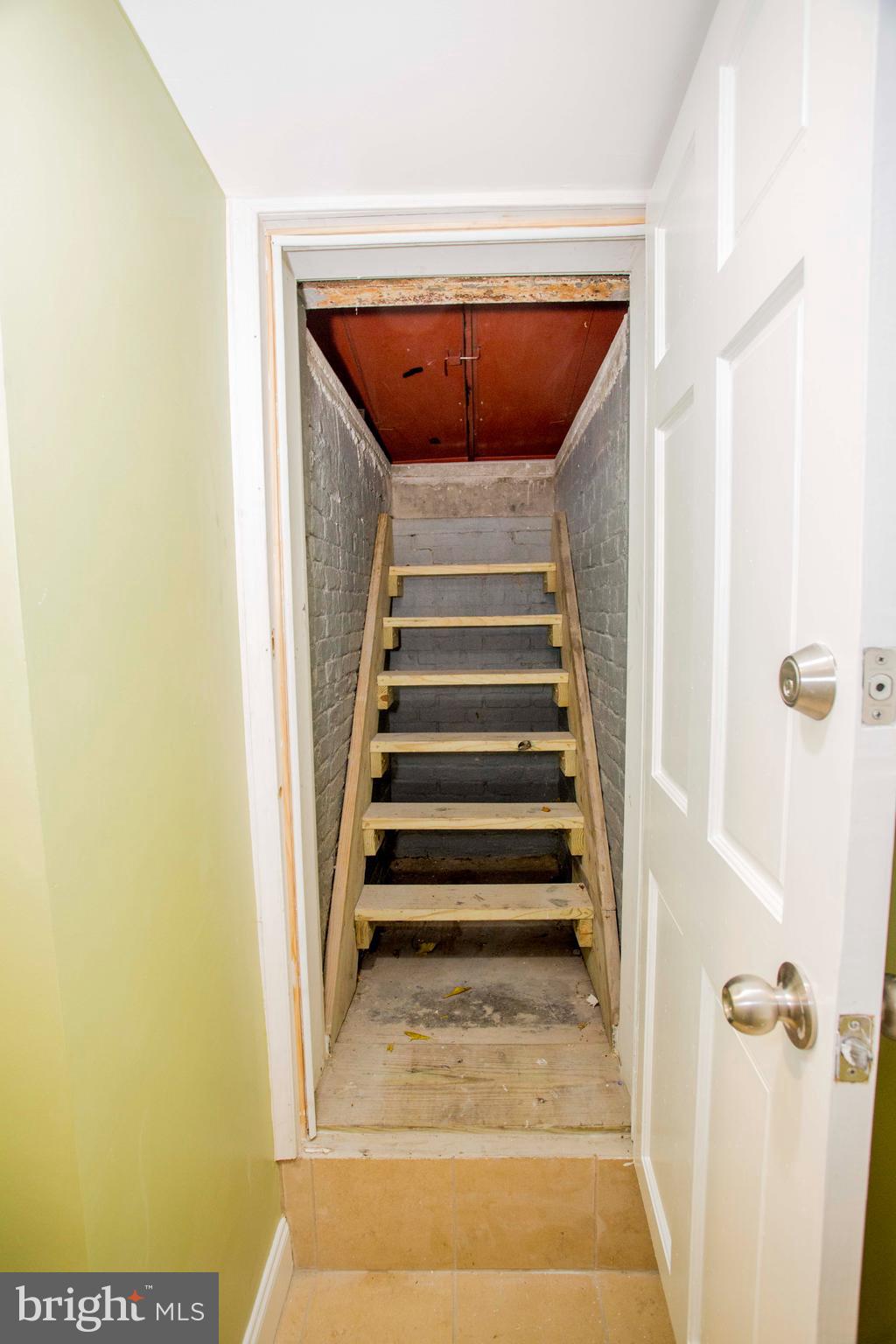 EAST BALTIMORE MIDWAY - Residential