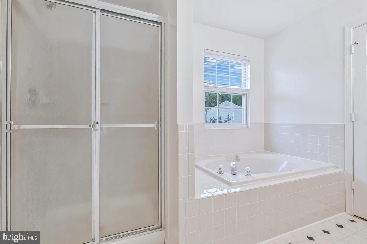 SOMERSET - Residential