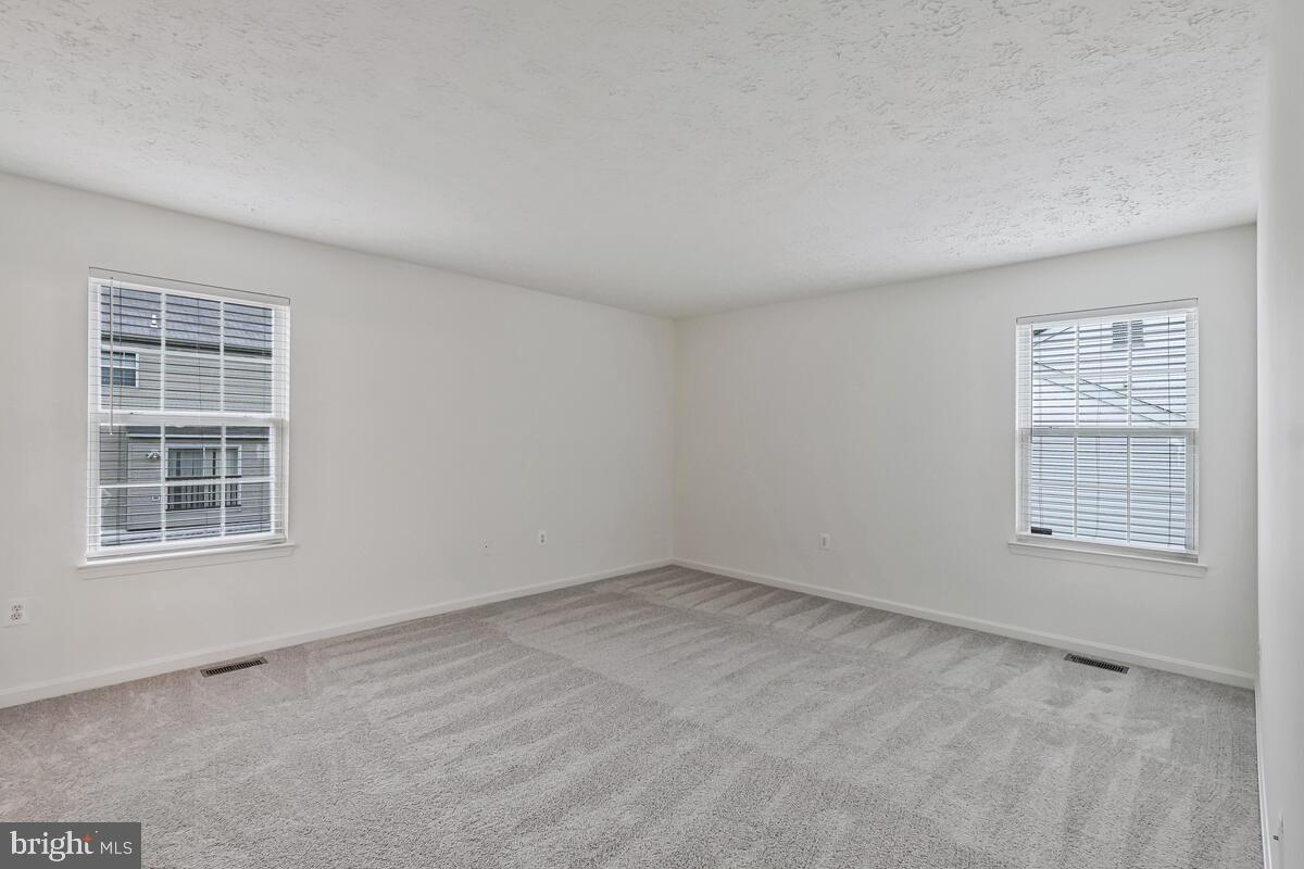 SOMERSET - Residential