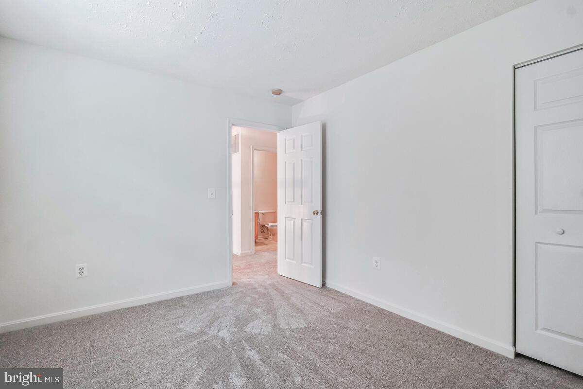 SOMERSET - Residential