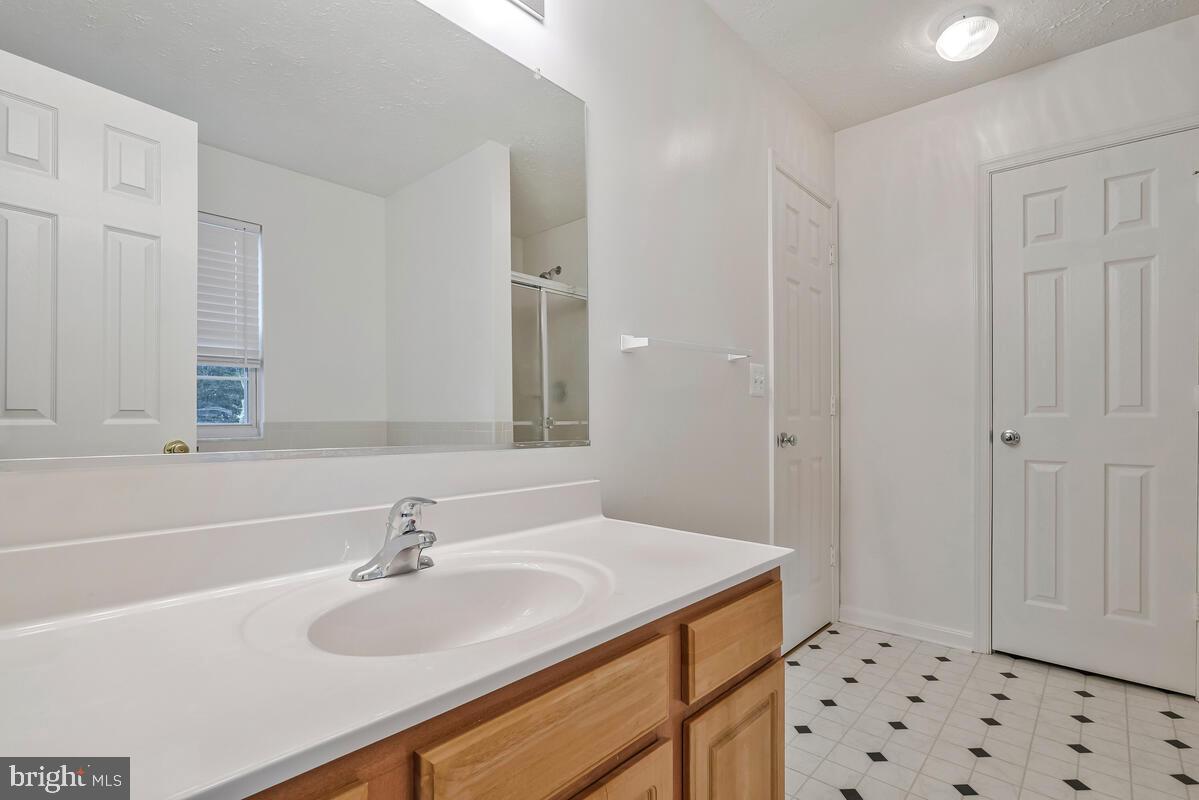 SOMERSET - Residential