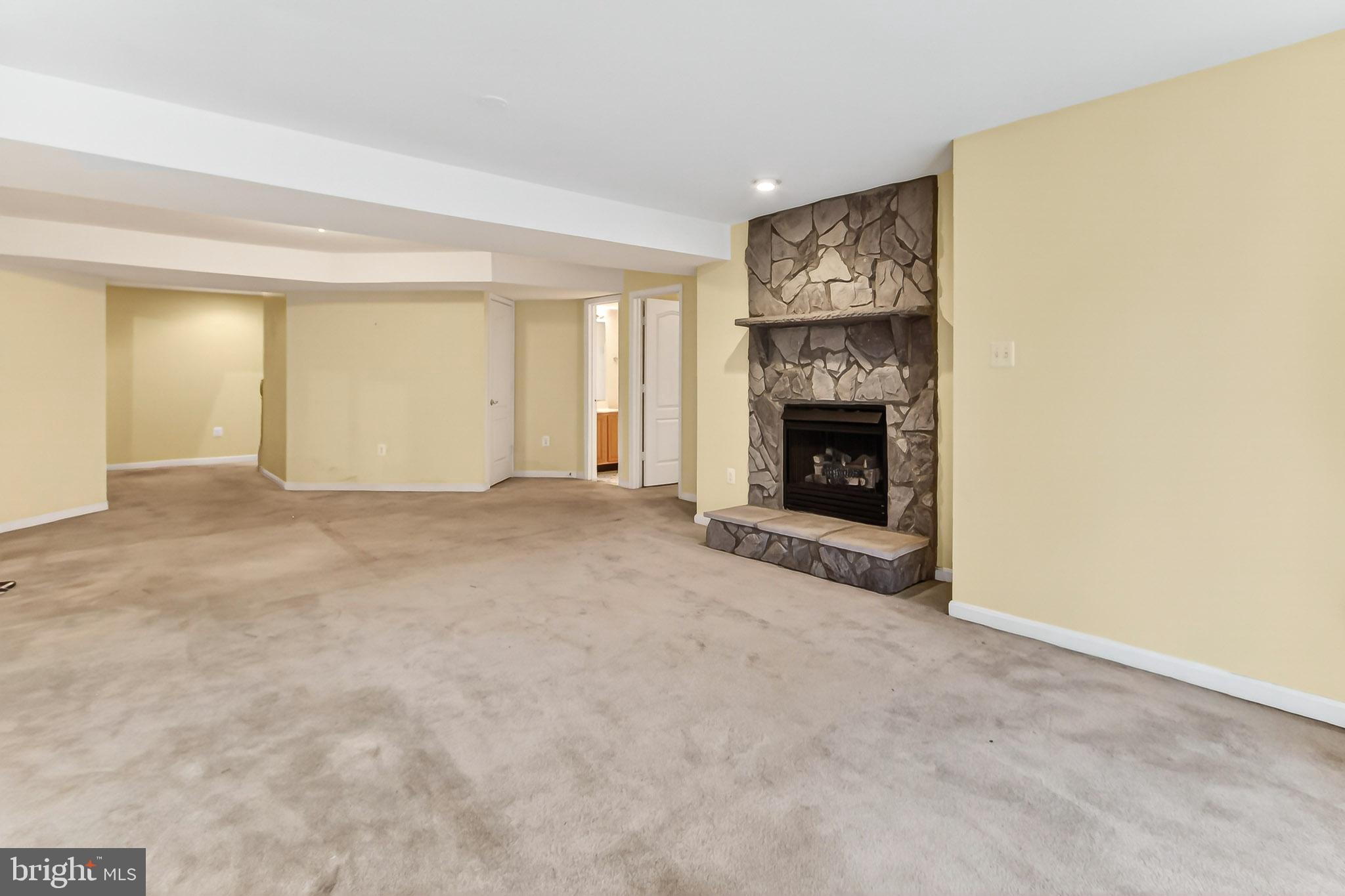 BROADLANDS - Residential