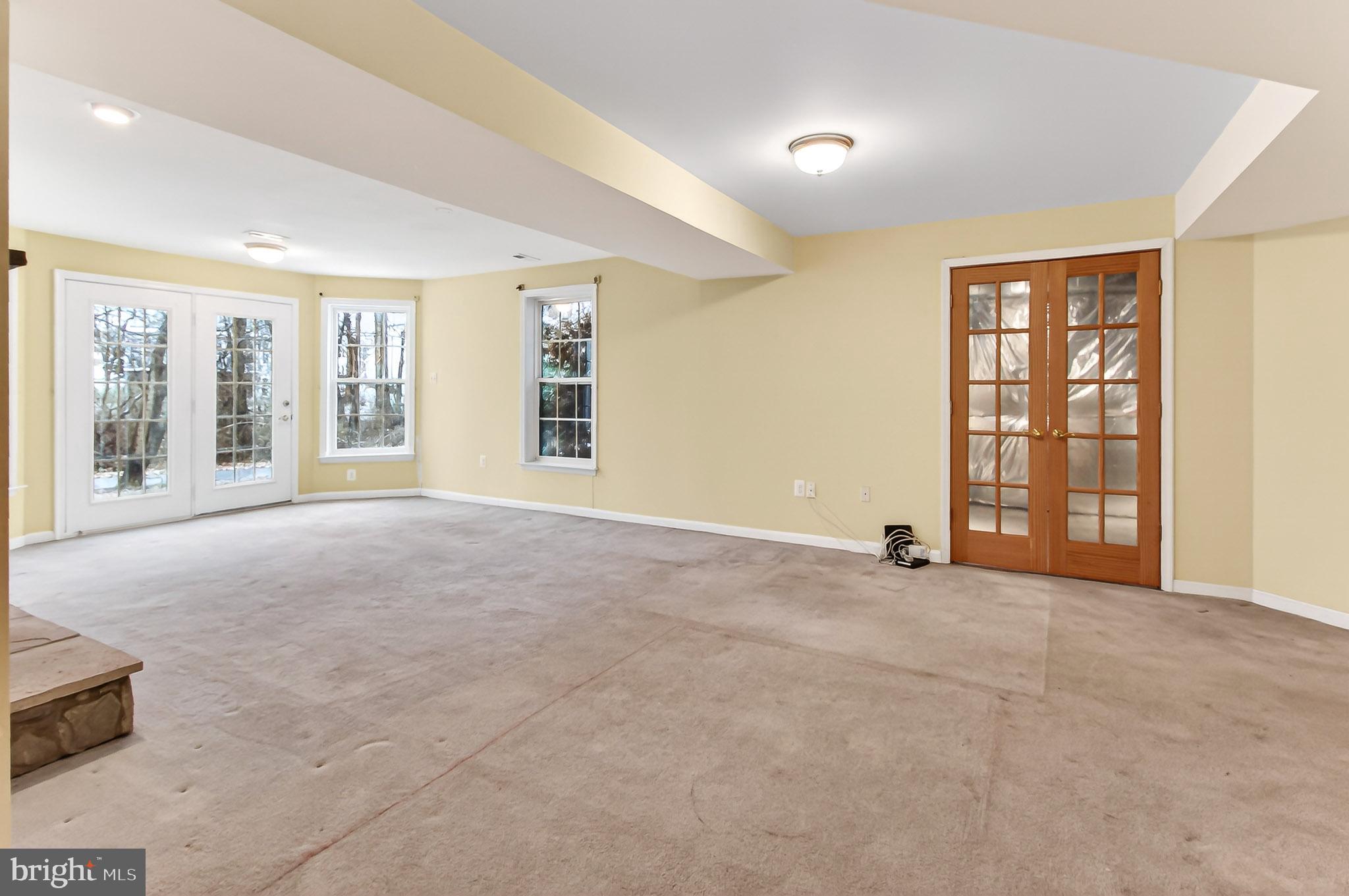 BROADLANDS - Residential