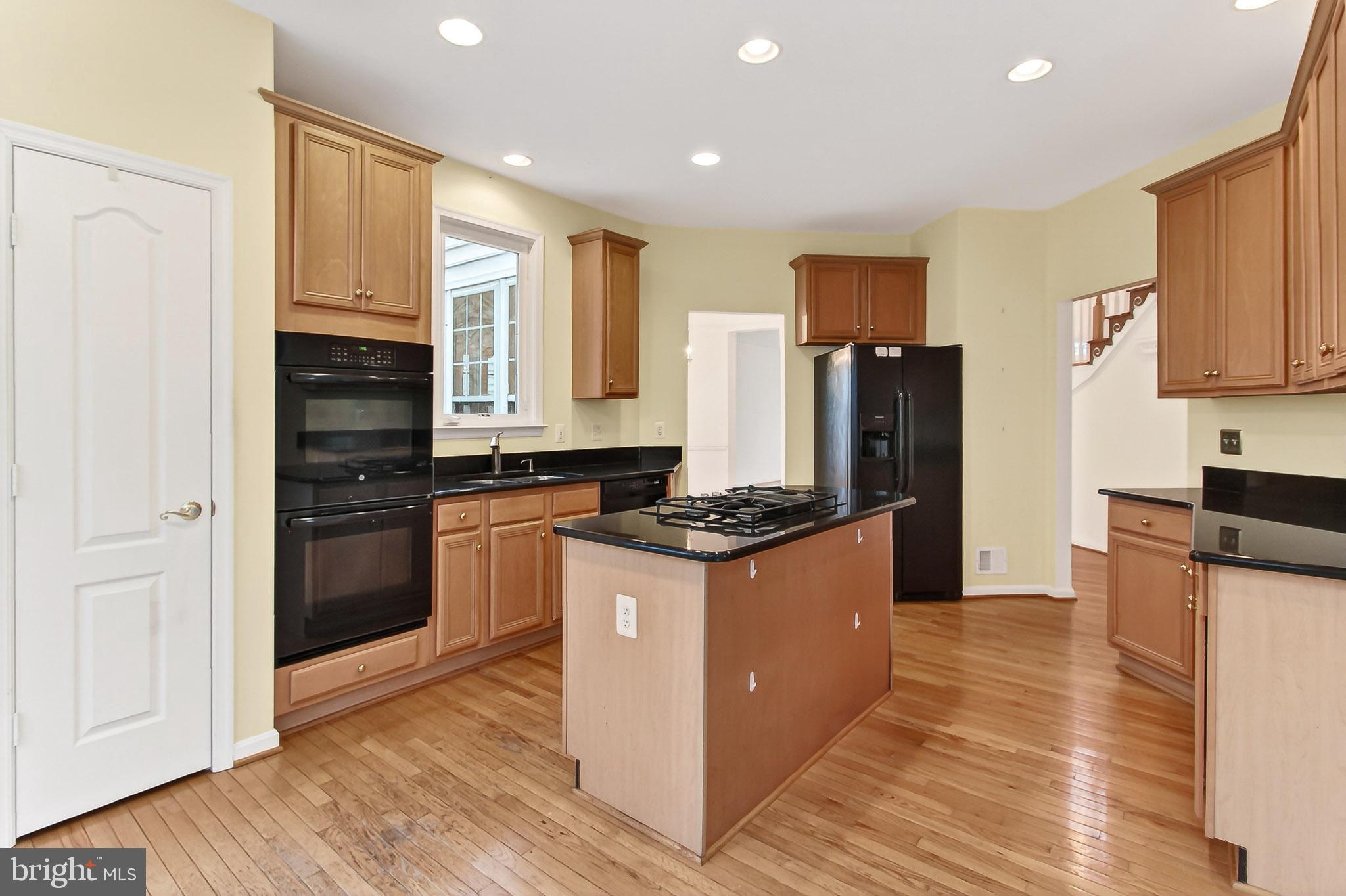 BROADLANDS - Residential