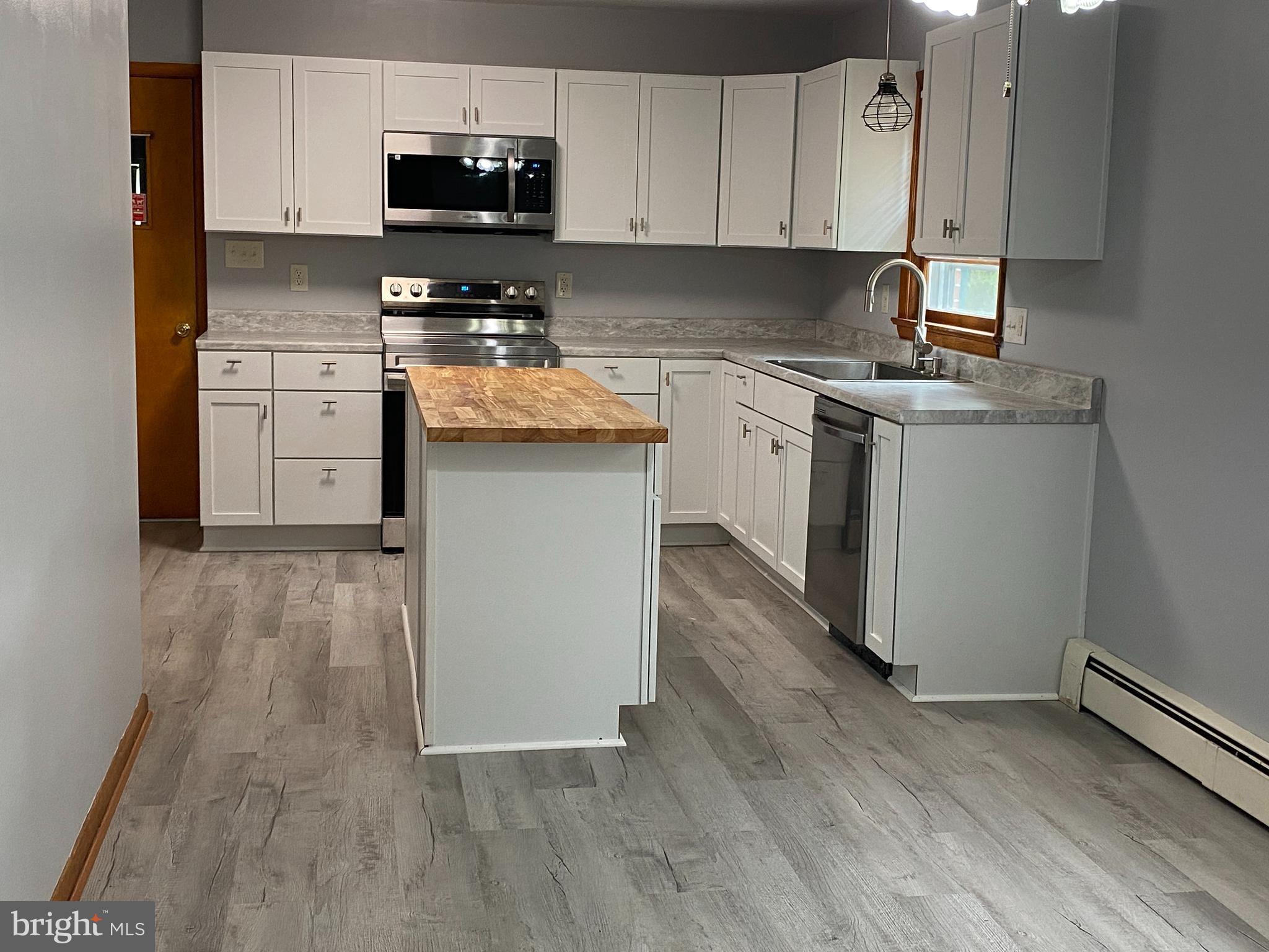 FOUNTAIN HEAD - Residential