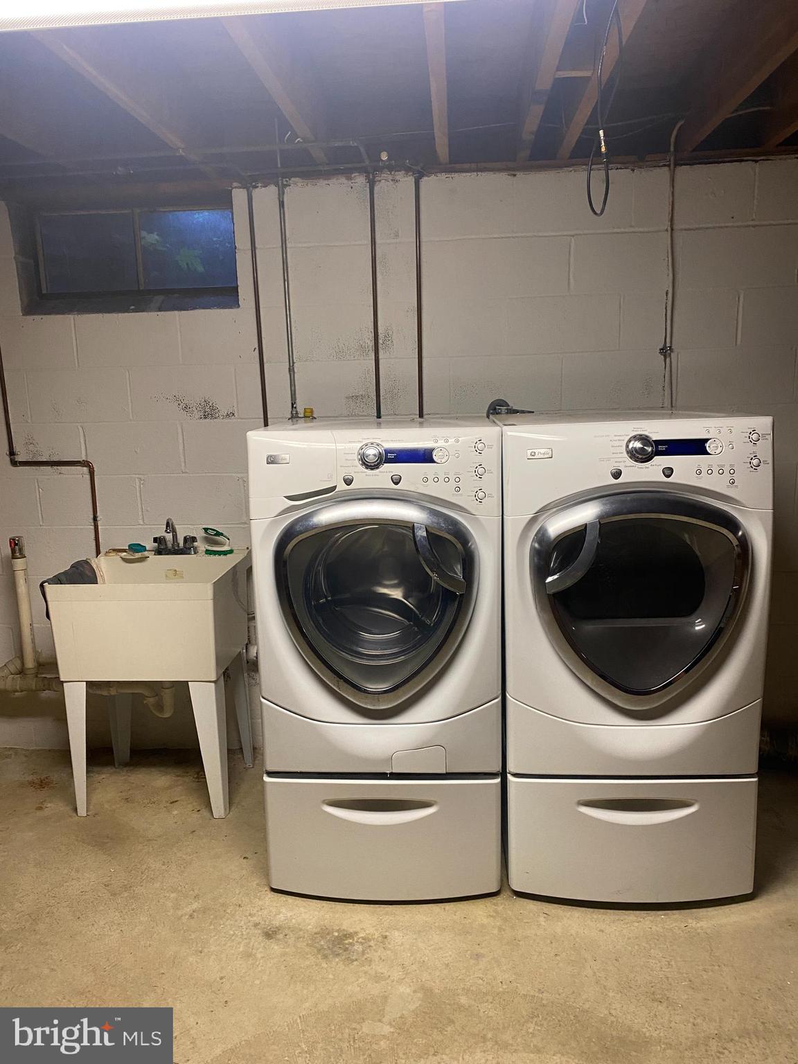 FOUNTAIN HEAD - Residential