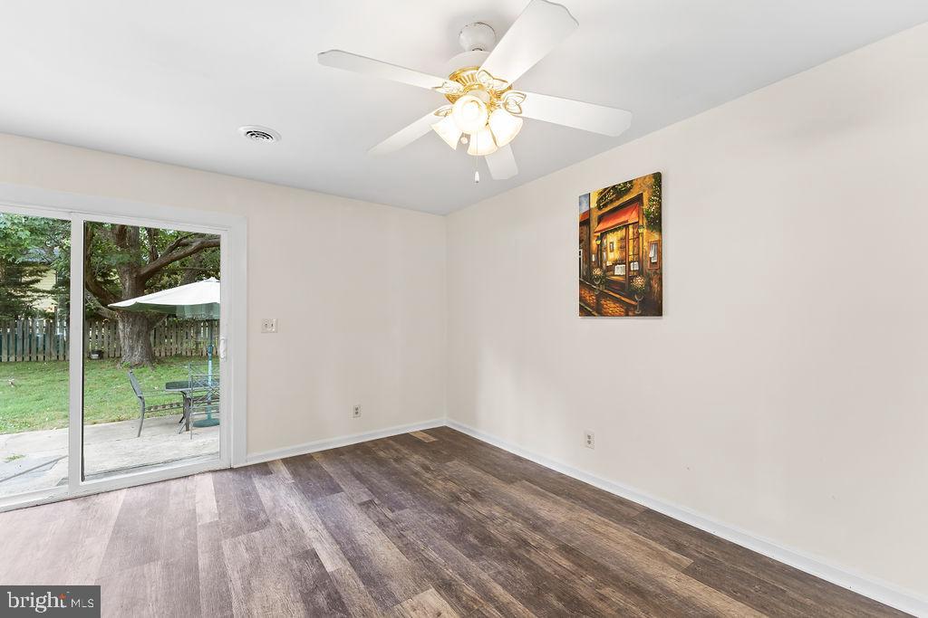 MAPLE GROVE - Residential