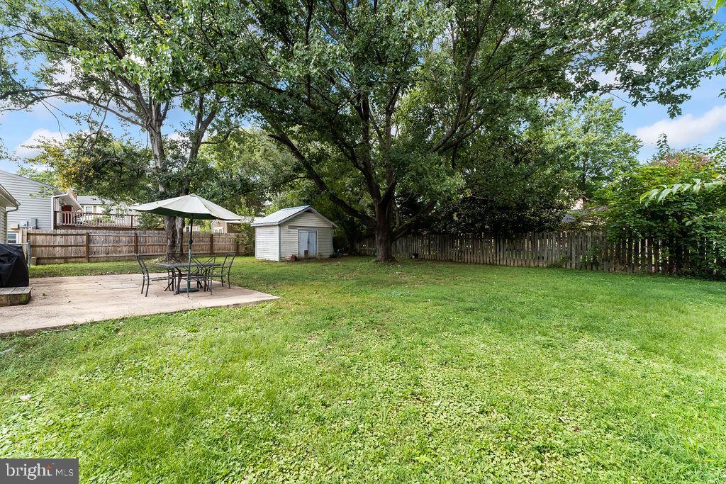 MAPLE GROVE - Residential