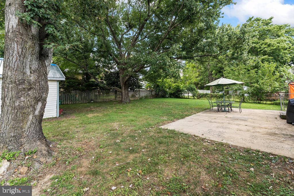 MAPLE GROVE - Residential