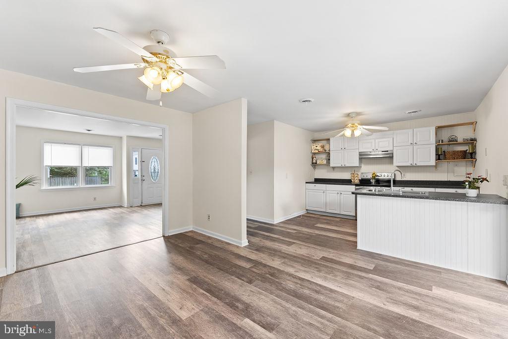 MAPLE GROVE - Residential