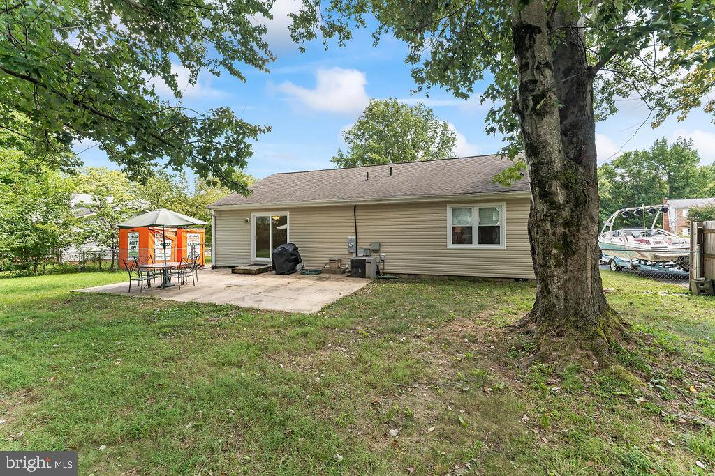 MAPLE GROVE - Residential