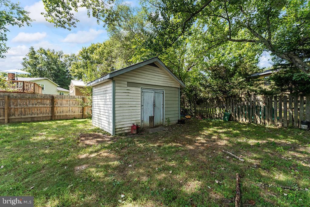 MAPLE GROVE - Residential