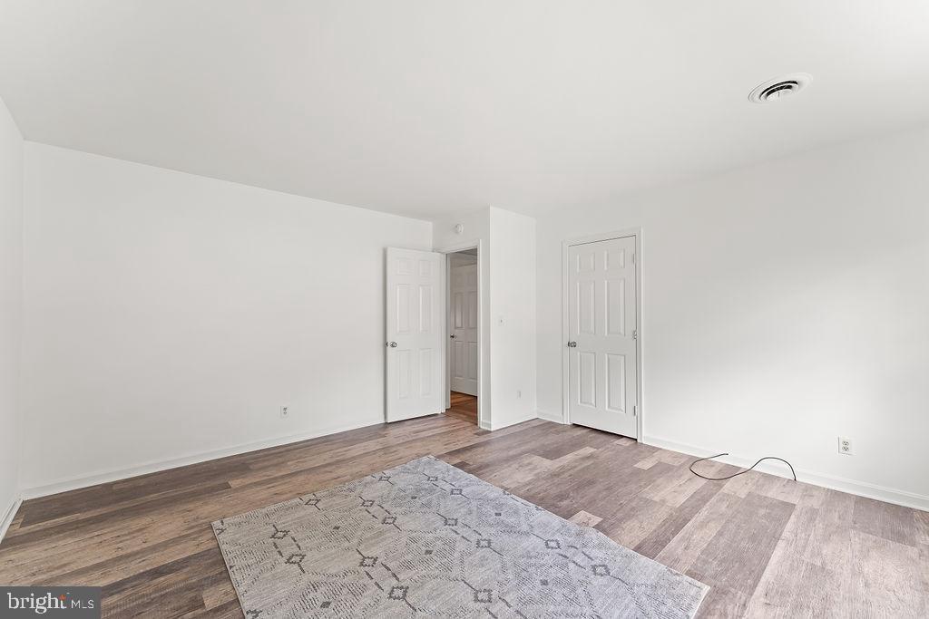 MAPLE GROVE - Residential