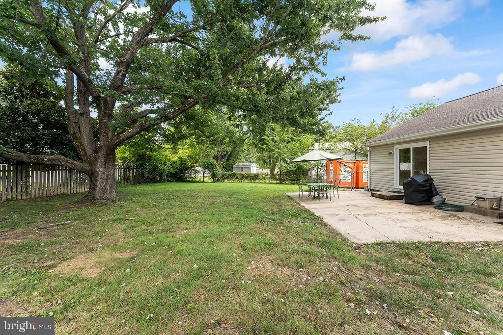 MAPLE GROVE - Residential