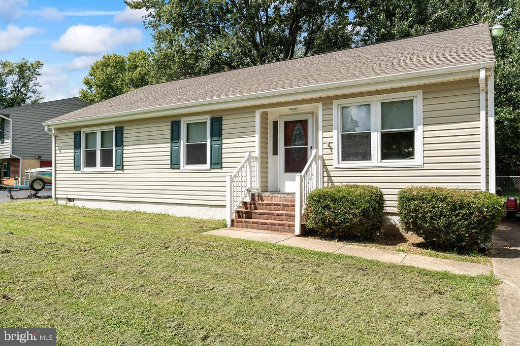 MAPLE GROVE - Residential