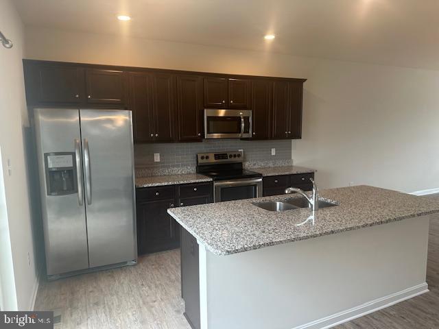 BERKELEY RIDGE - Residential