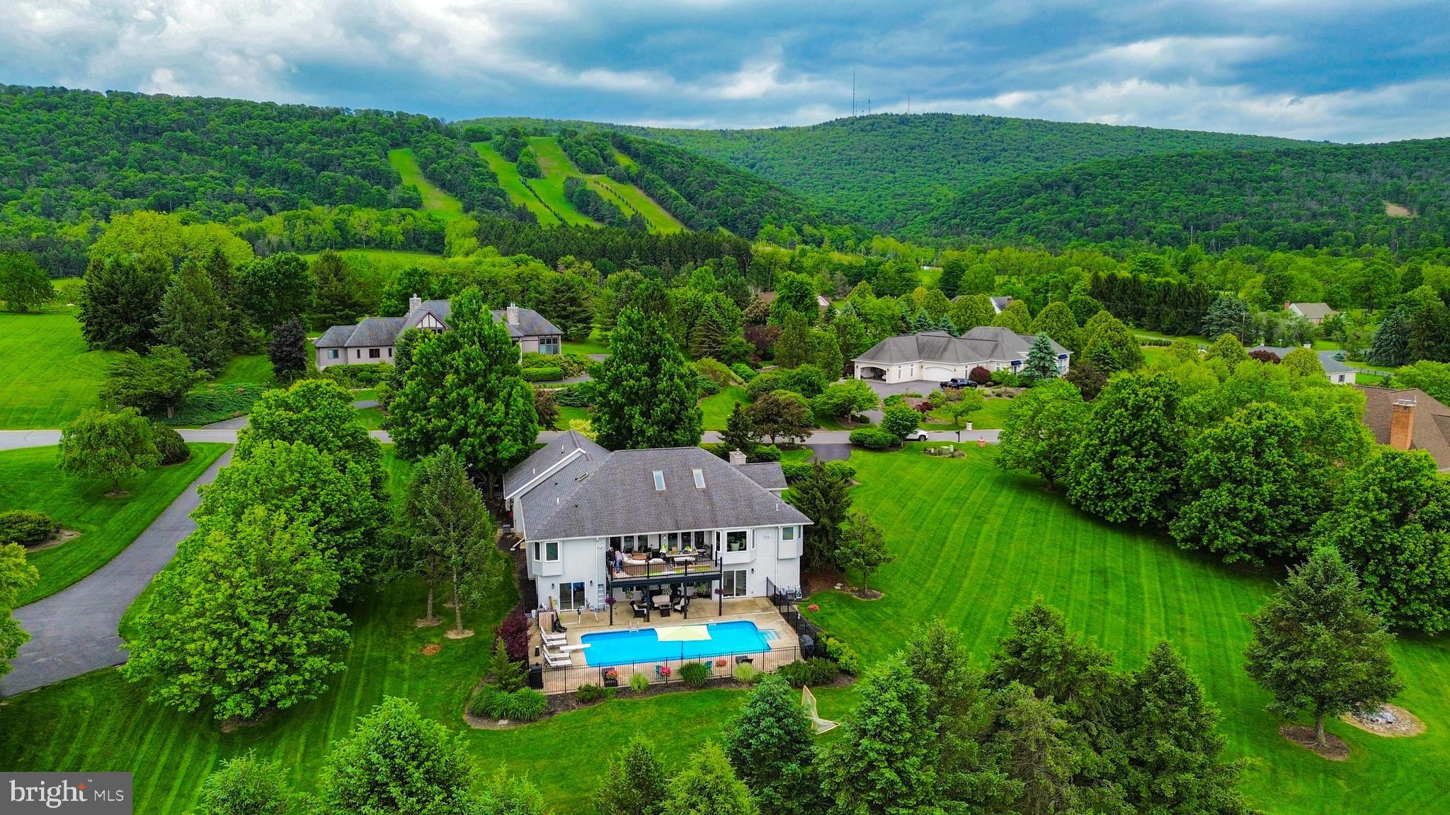 LAUREL HILLS - Residential