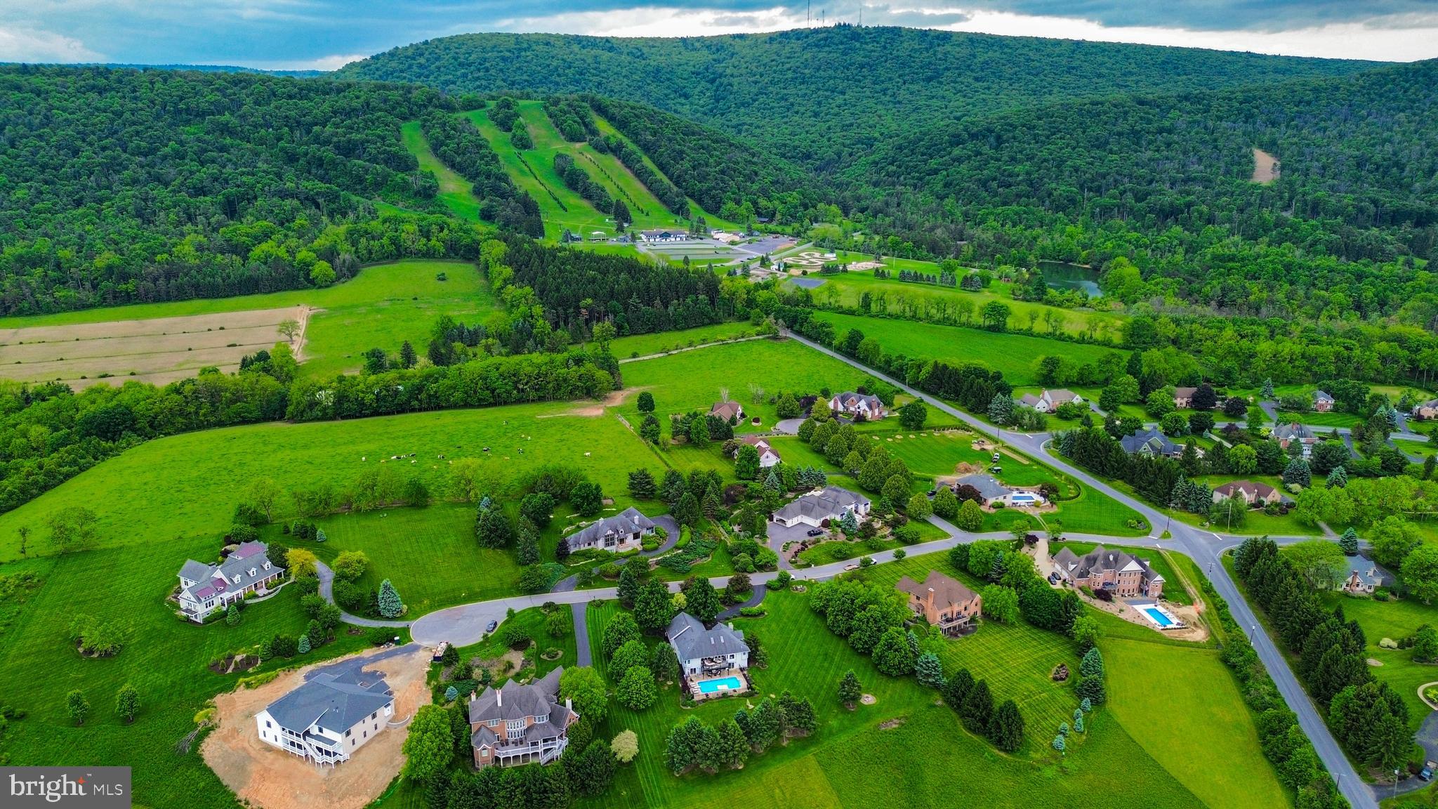 LAUREL HILLS - Residential