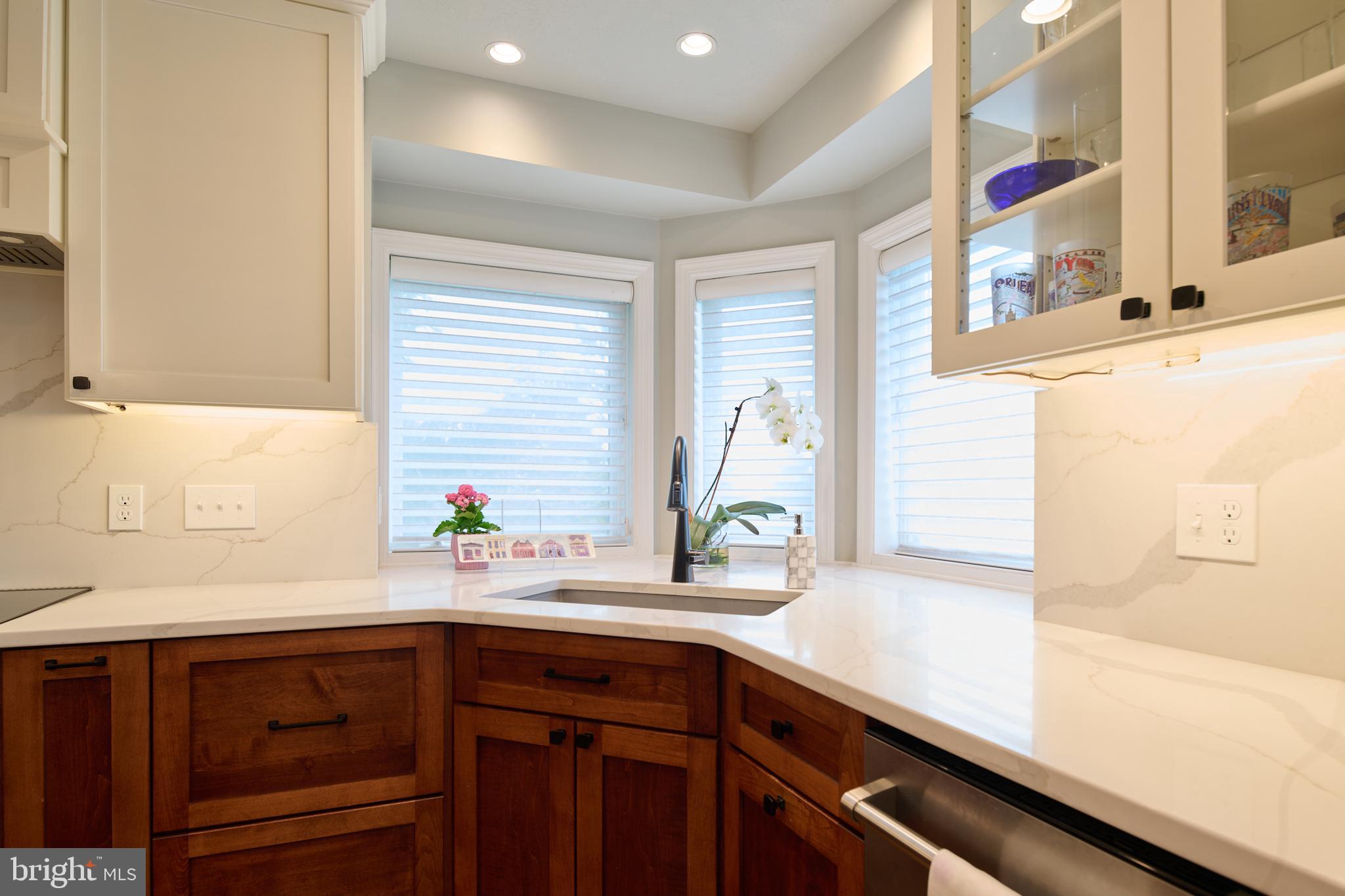 LAUREL HILLS - Residential