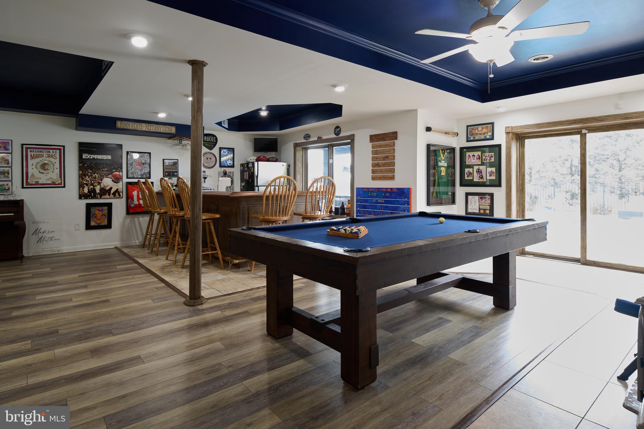 LAUREL HILLS - Residential