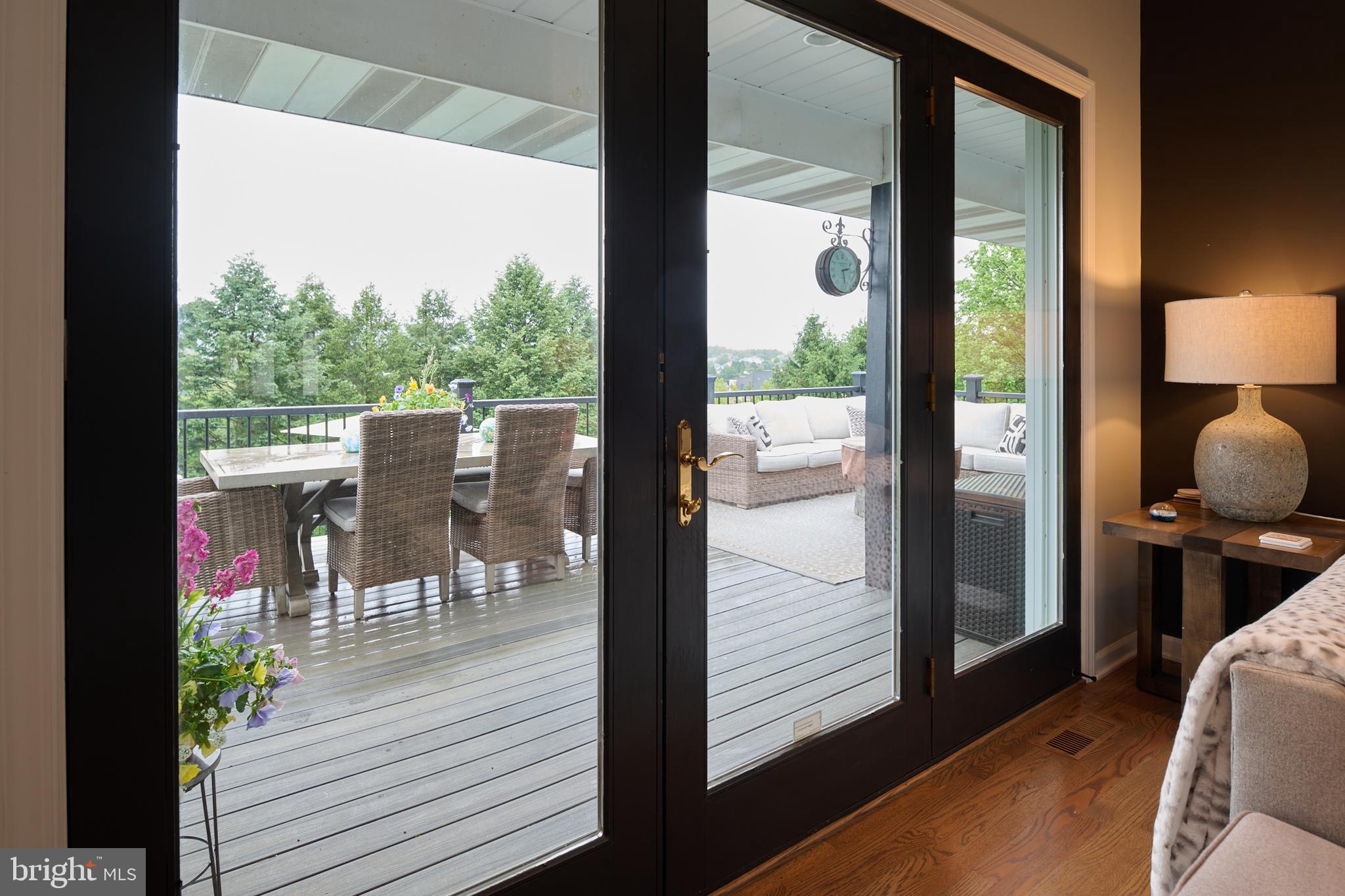 LAUREL HILLS - Residential