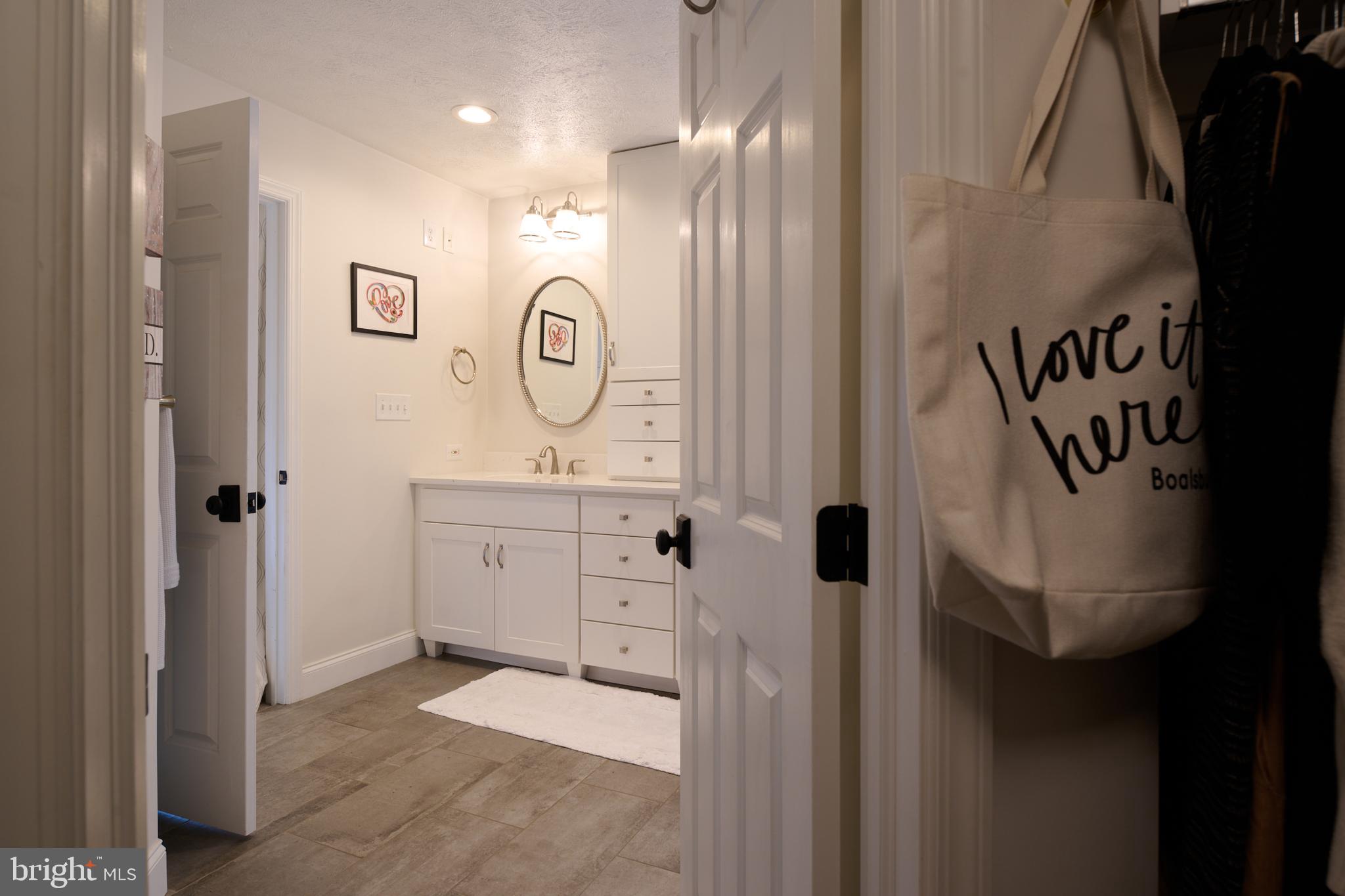 LAUREL HILLS - Residential