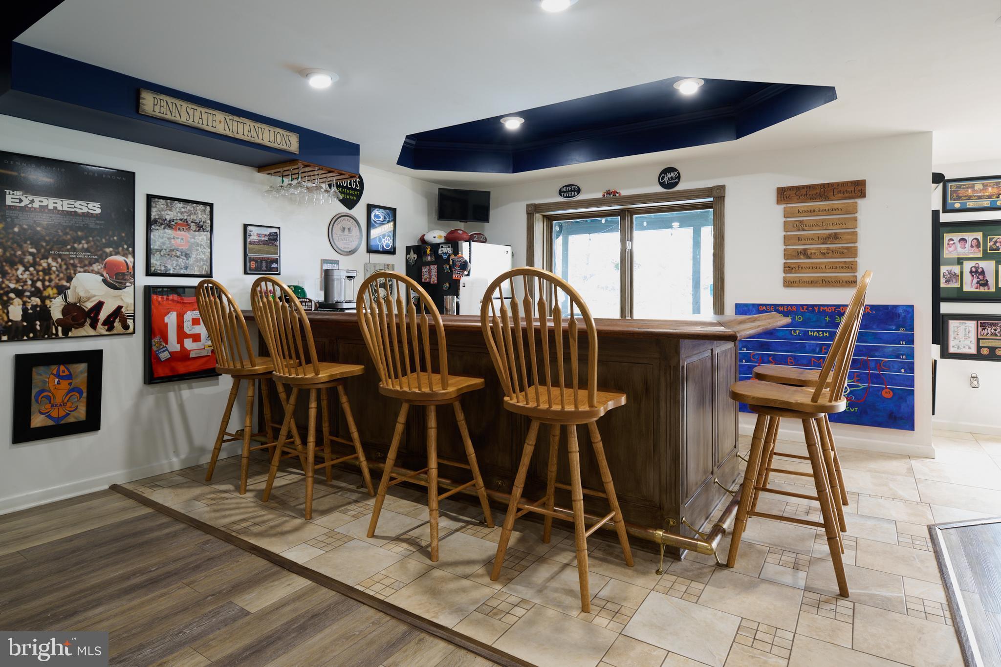 LAUREL HILLS - Residential