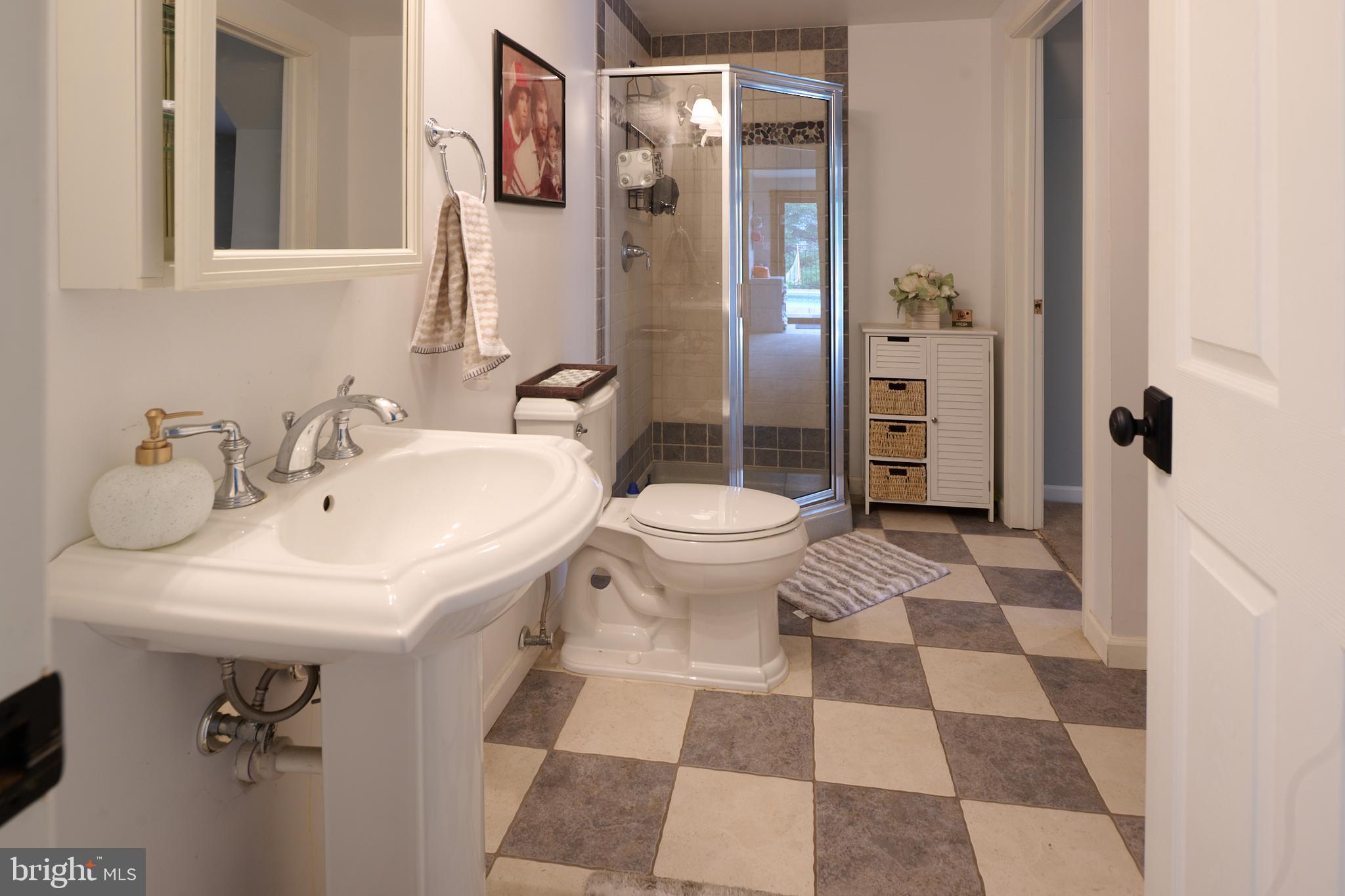 LAUREL HILLS - Residential