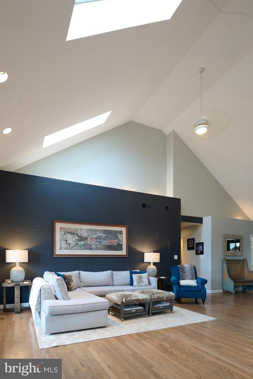 LAUREL HILLS - Residential