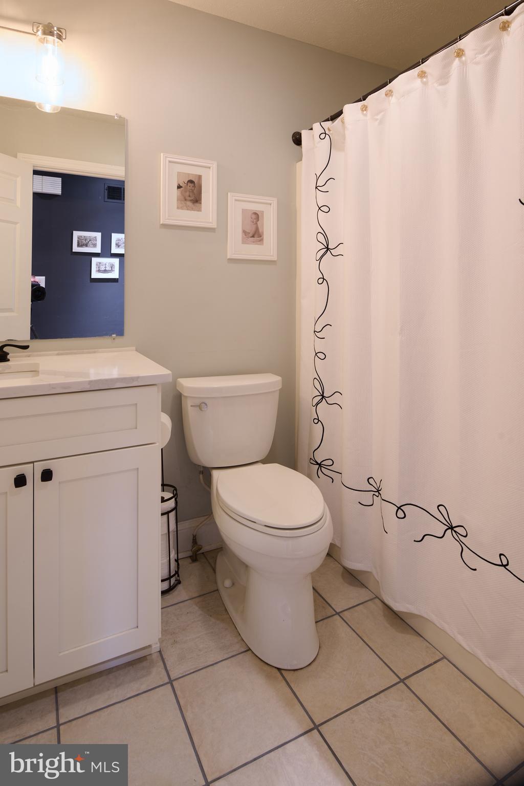 LAUREL HILLS - Residential