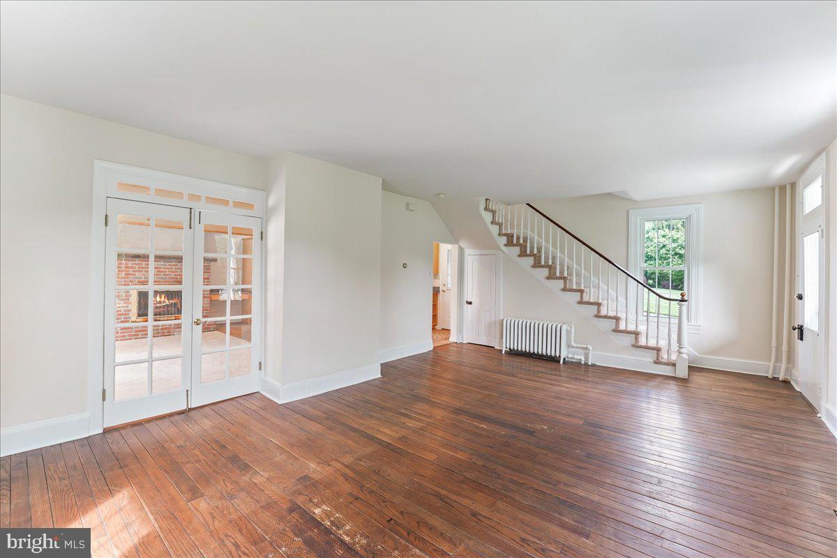 310 CEDAR LANE