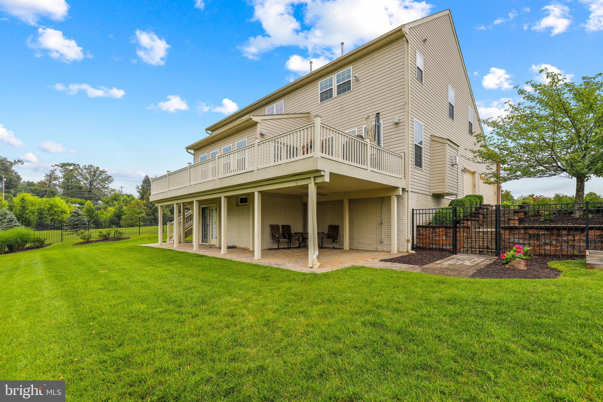 MOORES MEADOWS - Residential